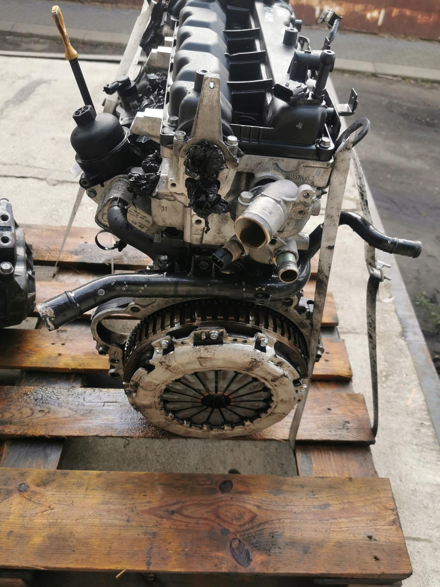 Motor D4FD para Hyundai IX35 1.7 Cdti 116 CV usado 4