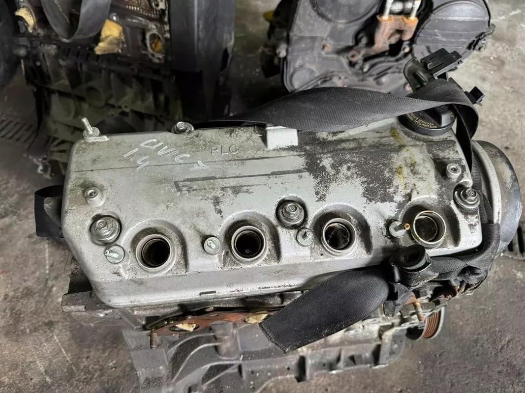 Motor Honda Civic VI 1.4 16V Posterior D14Z6 usado 2