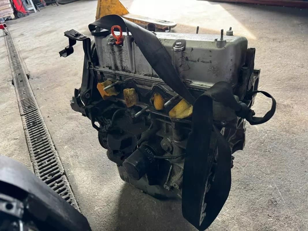 Motor Honda Civic VI 1.4 16V Posterior D14Z6 usado 4
