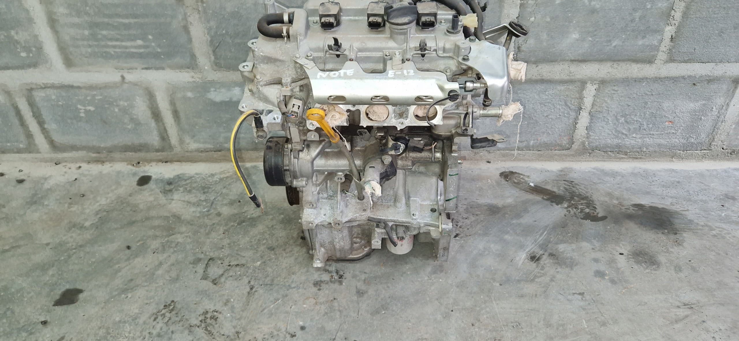 Motor completo Nissan Note E12 Micra K13 1.2 gasolina usado