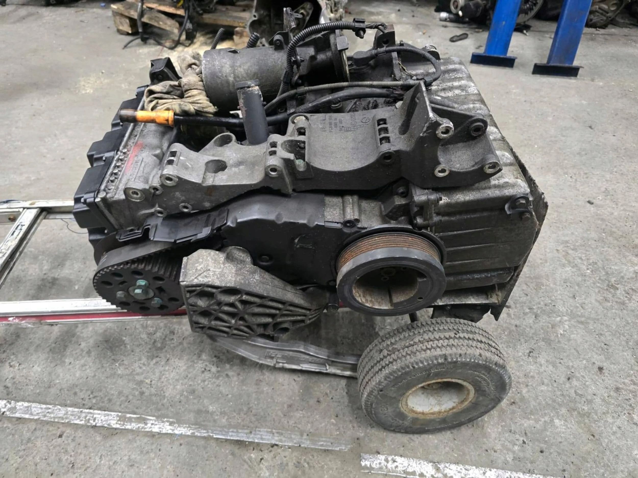 Motor diésel original 1.4 TDI Amf para Volkswagen Polo 2002 usado 2