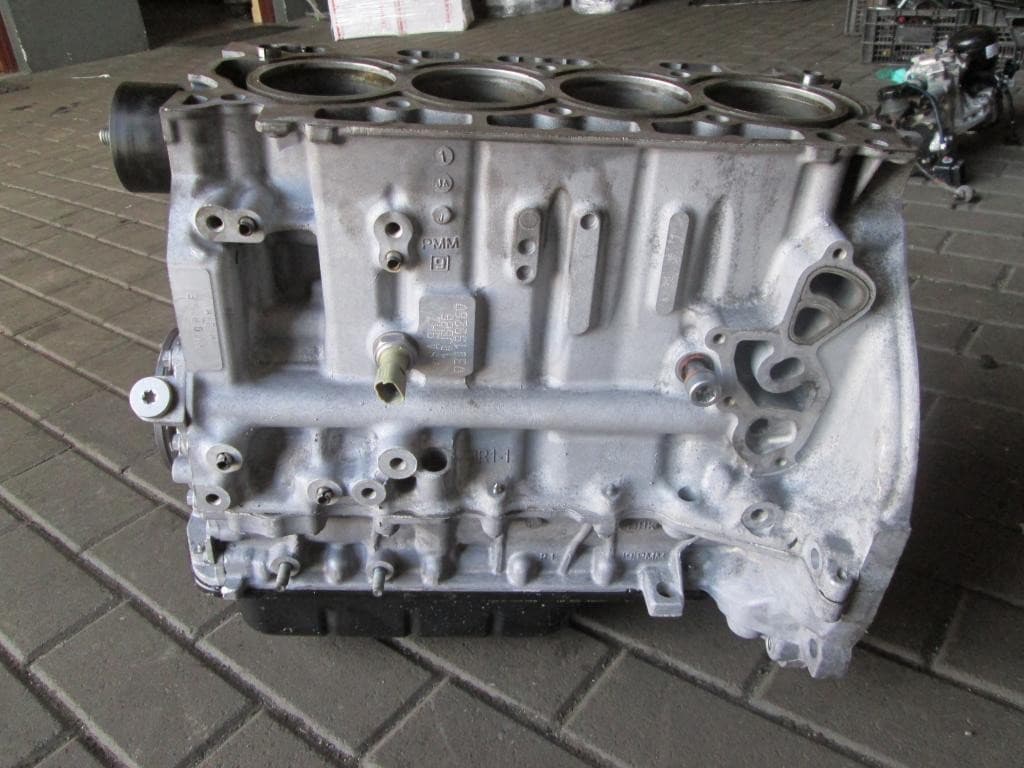 Motor Inferior 1.6 HDI para Peugeot 307, 308, 3008, 407 usado 3