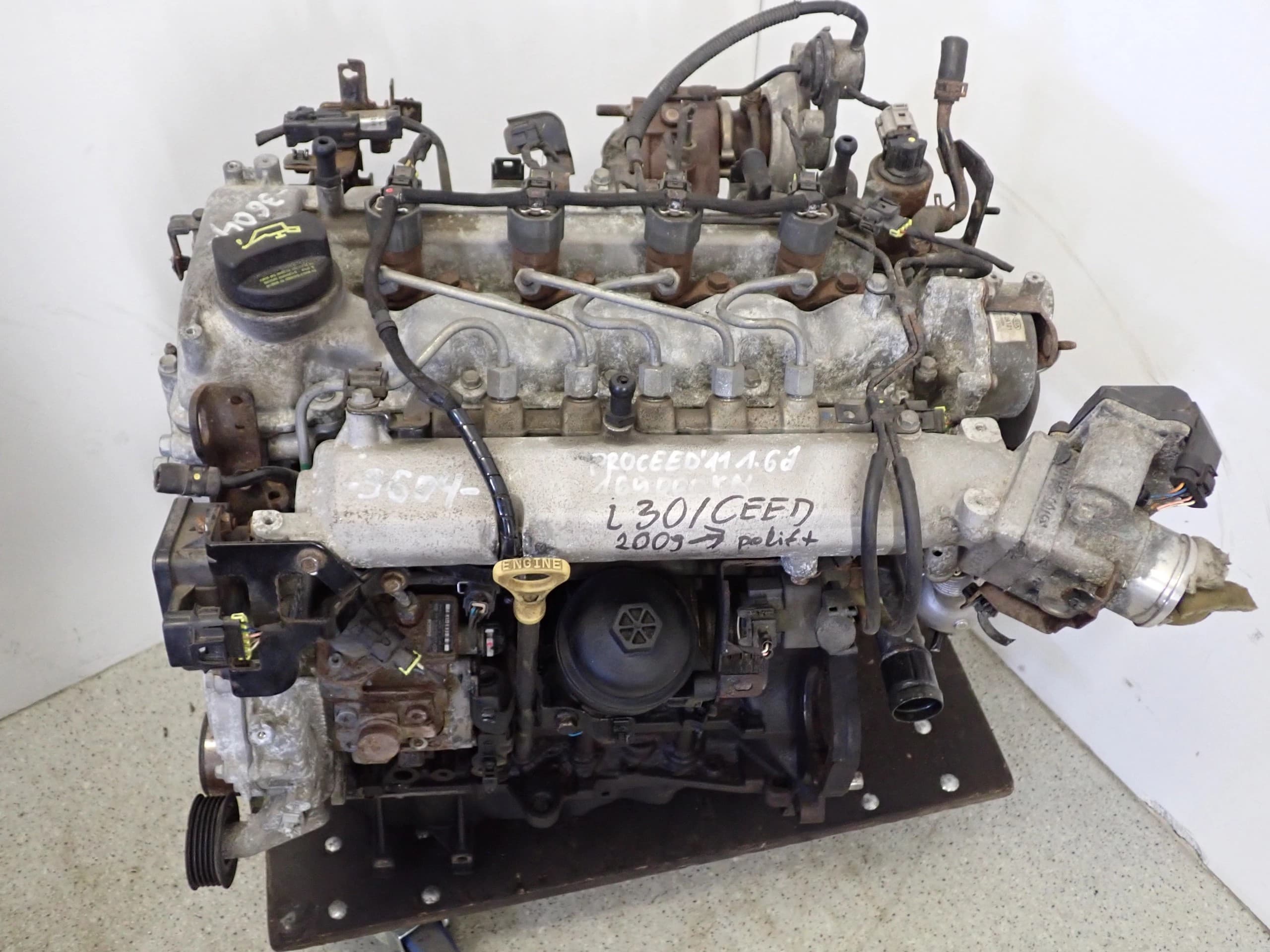 Motor 1.6 CRDI Diesel para Hyundai i30 / Kia Ceed 2009-2012 usado 2