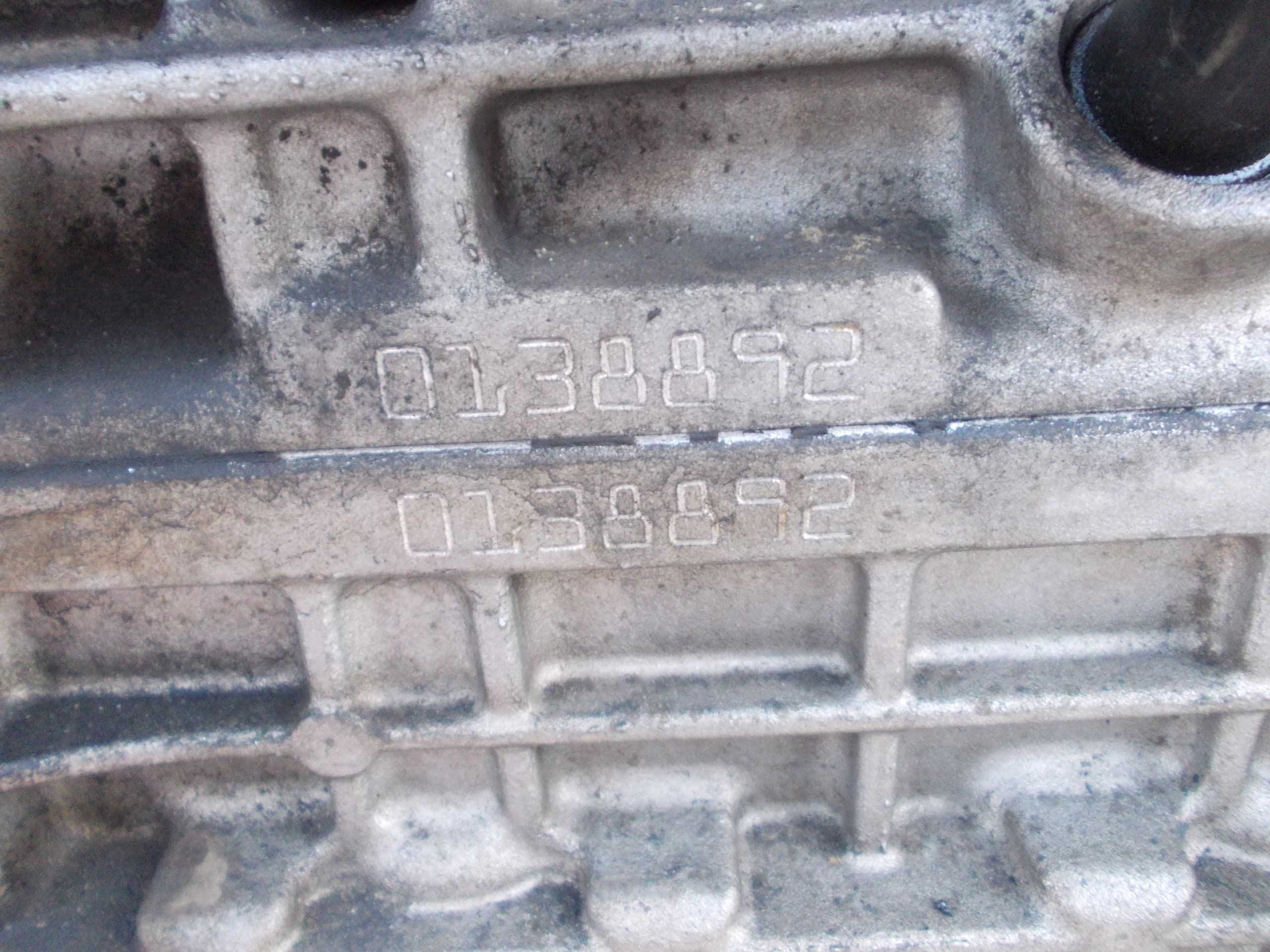 Motor Volvo V70 S80 XC90 2.4 D5 D5244T usado 8
