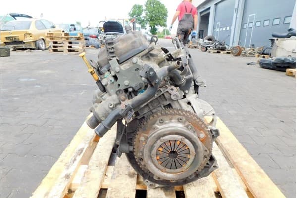 Motor Completo Peugeot 206 1.1 2004 usado 7