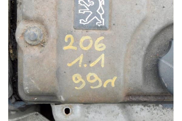 Motor Completo Peugeot 206 1.1 2004 usado 10