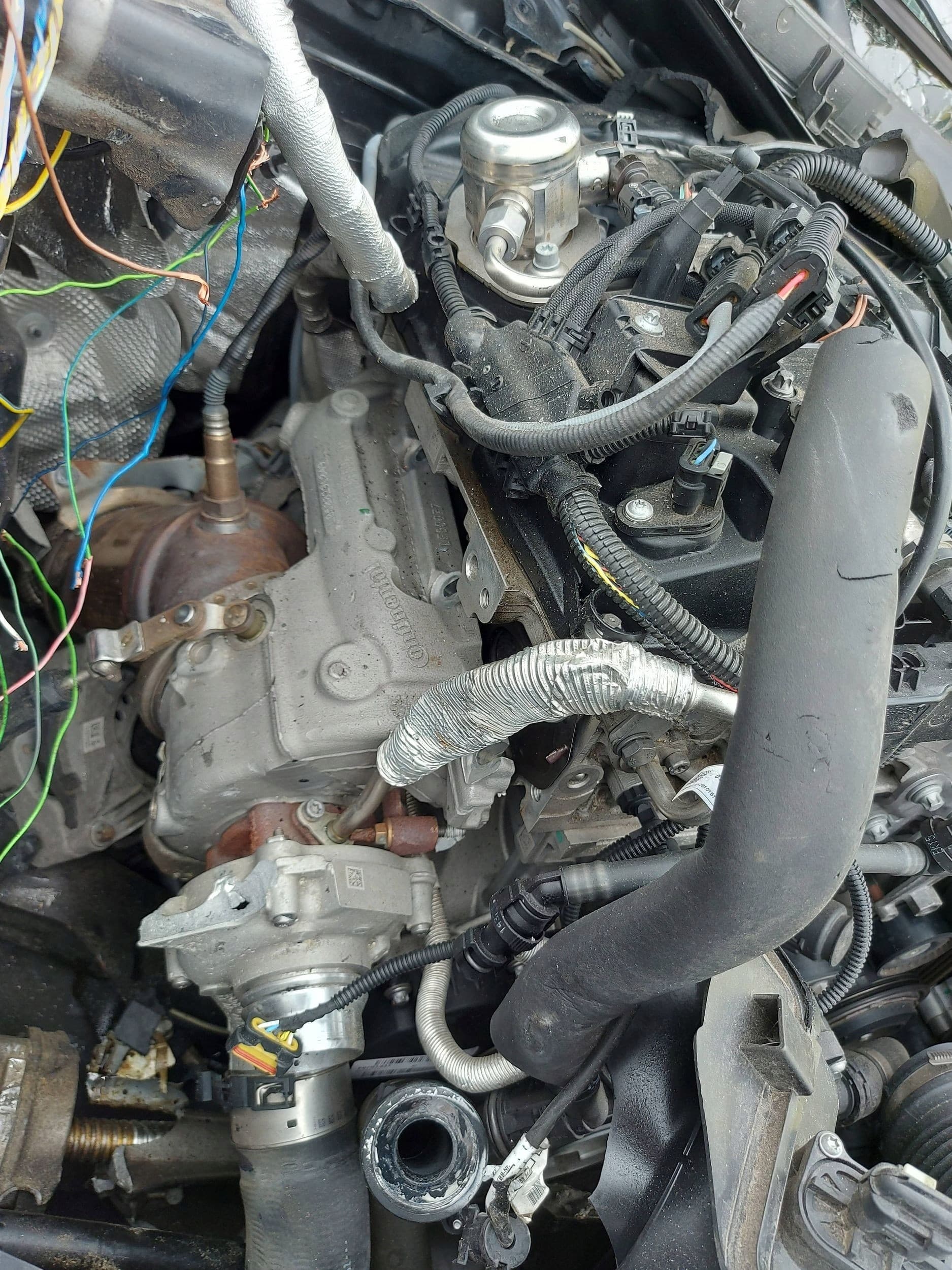 Motor Completo BMW F20 Lci 1.5 B35B15A usado 4