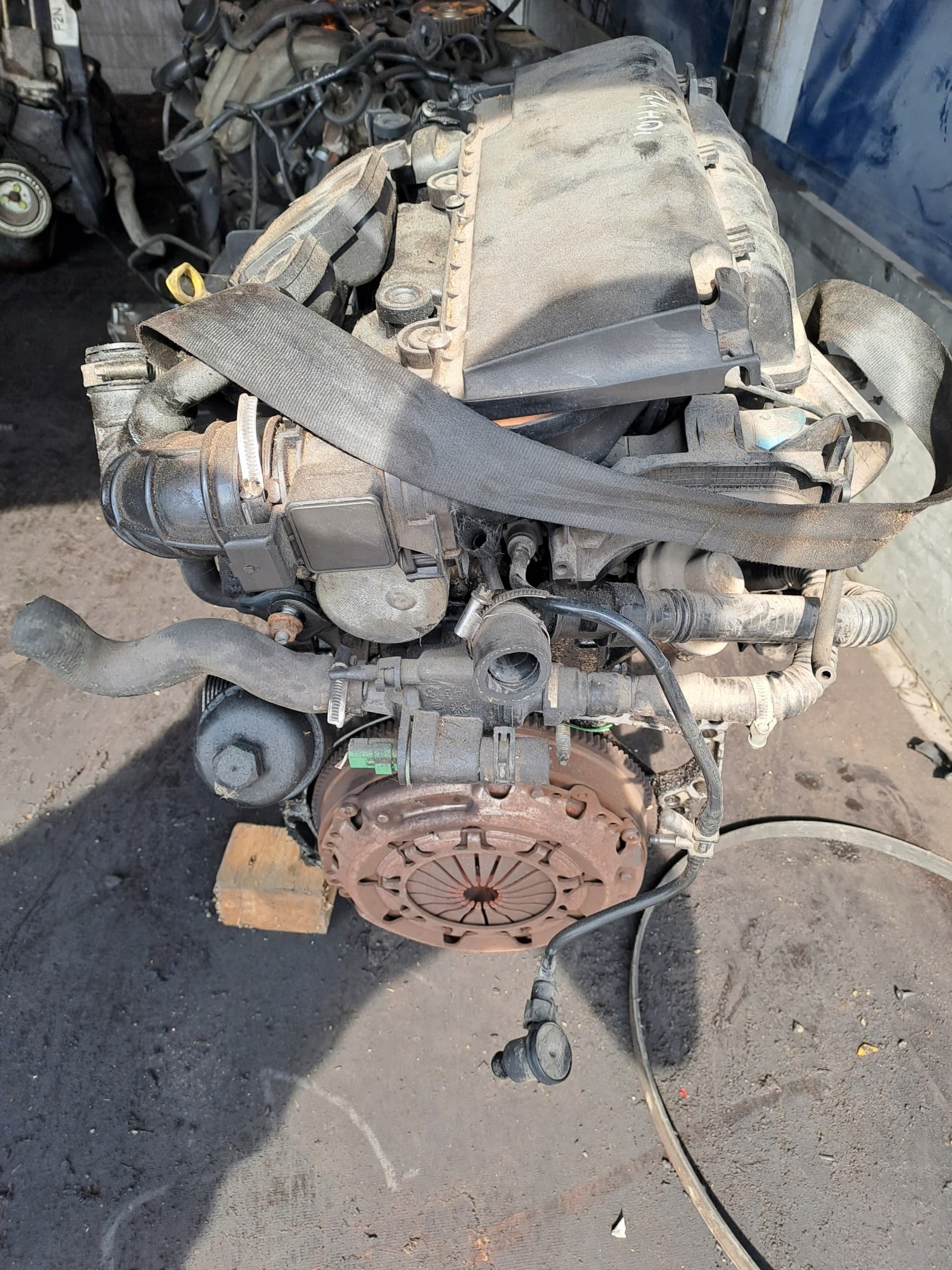 Motor 1.4 HDI Peugeot 307 8HZ usado 4