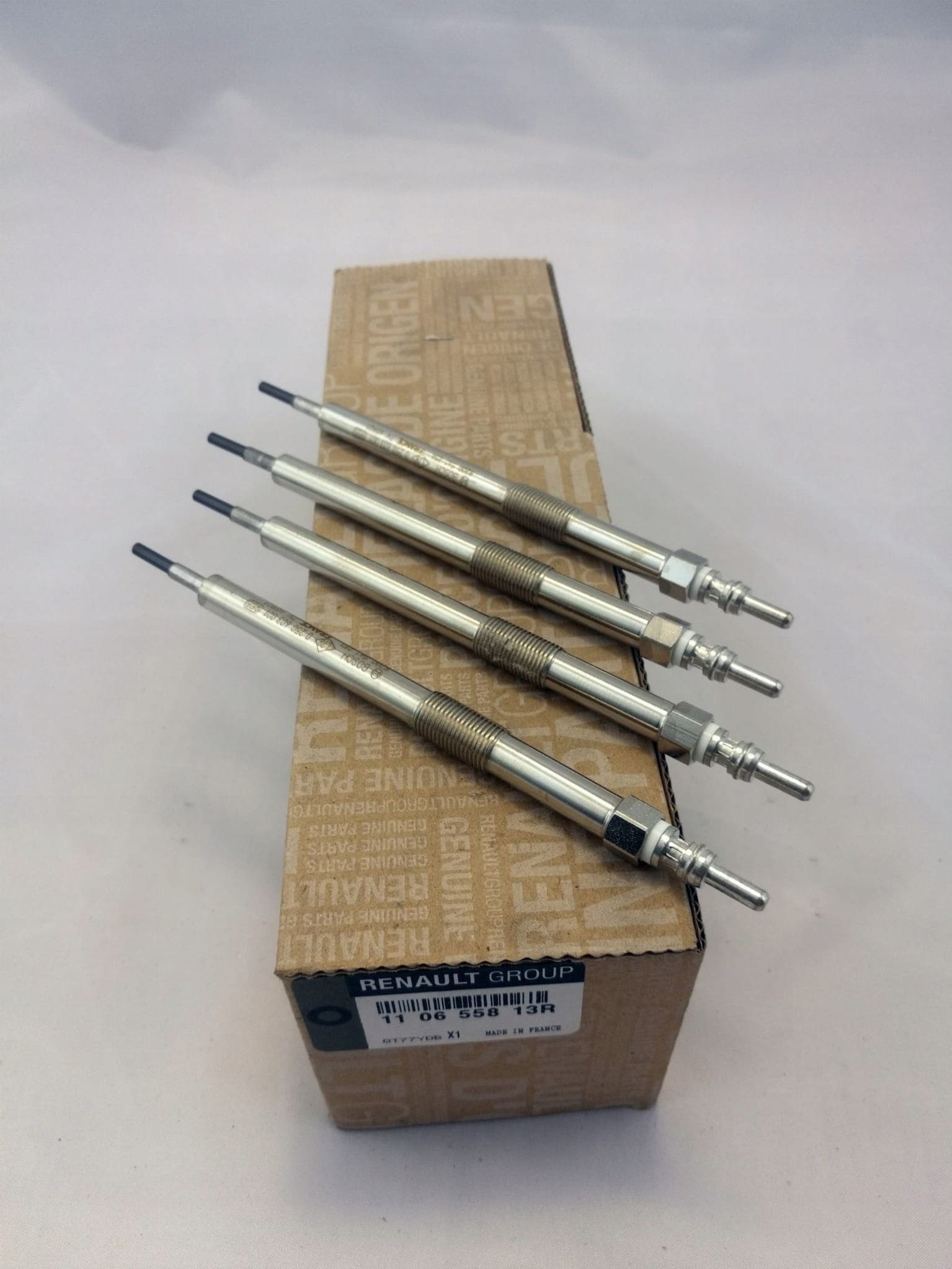 Bujía de incandescencia Renault OE 110655813R nuevo 2