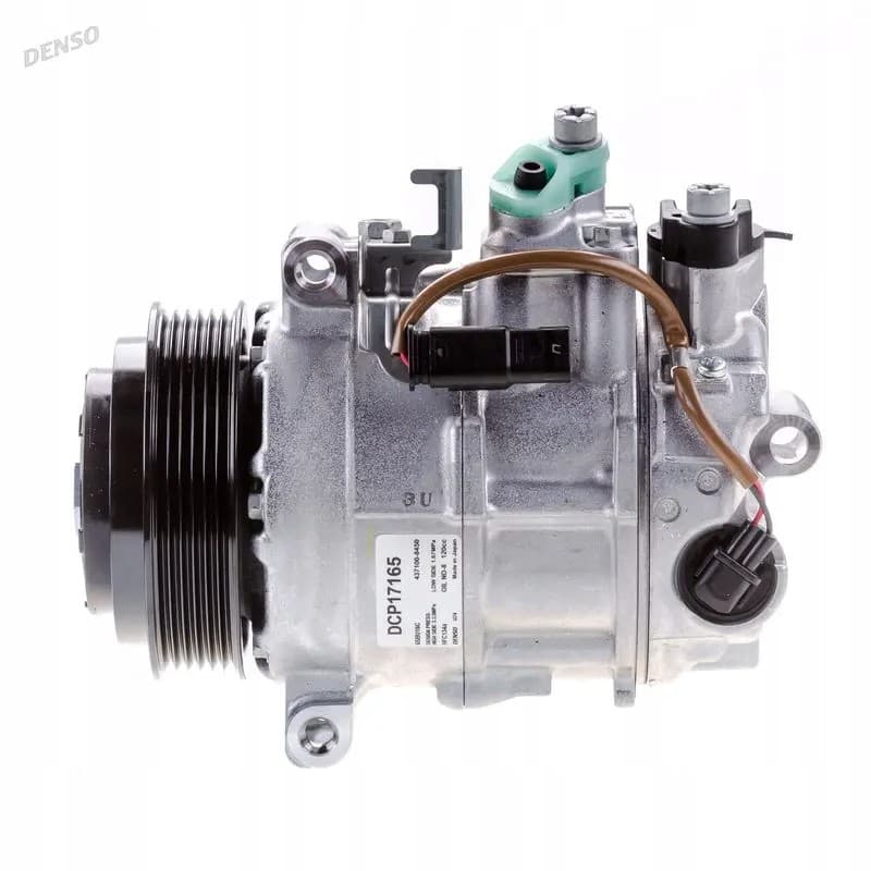 Compresor de aire acondicionado Denso DCP17165 usado 2