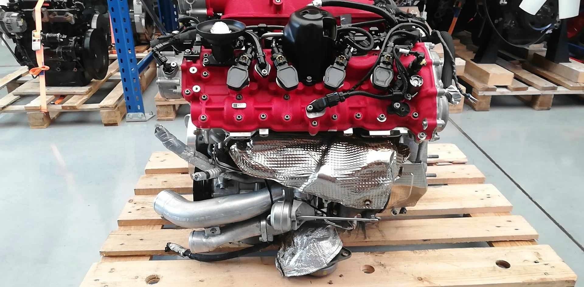Motor Ferrari California T V8 3,9 F154 BB Twin Turbo usado 4