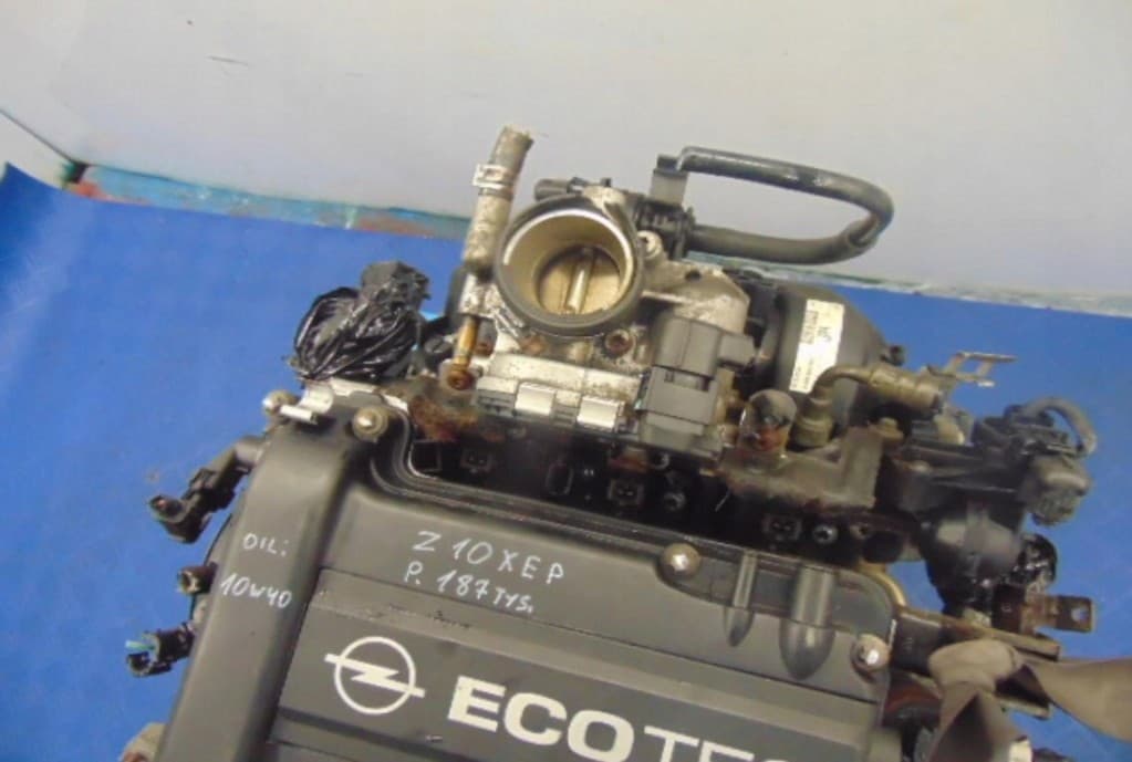 Motor Completo Opel Corsa C 1.0B Z10XEP 187,000 km usado 9