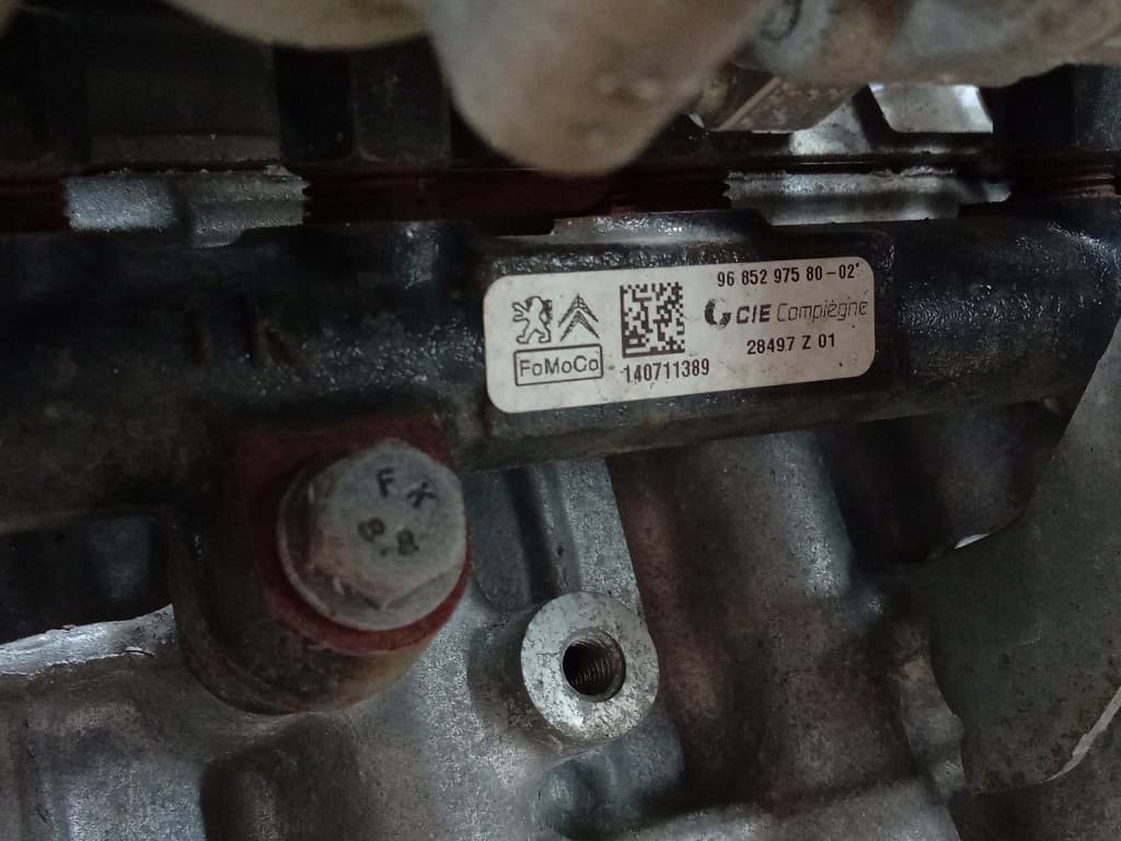 Motor diésel Peugeot 208 1.4 HDI 68CV DV4C usado 9