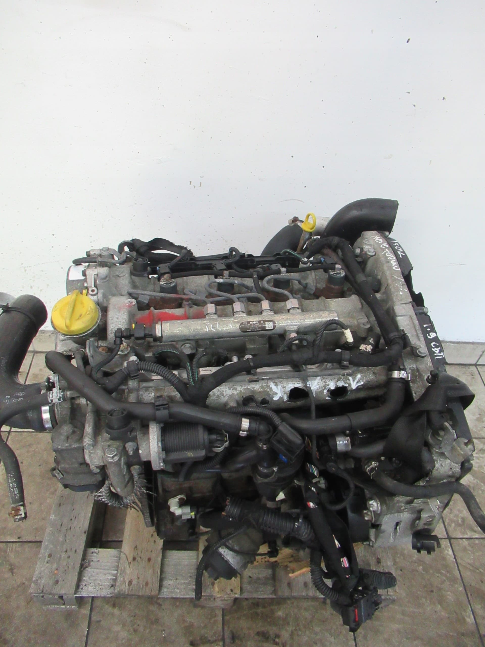 Motor completo Vectra Zafira Astra 1.9 Cdti Z19DTH 150 CV usado 5