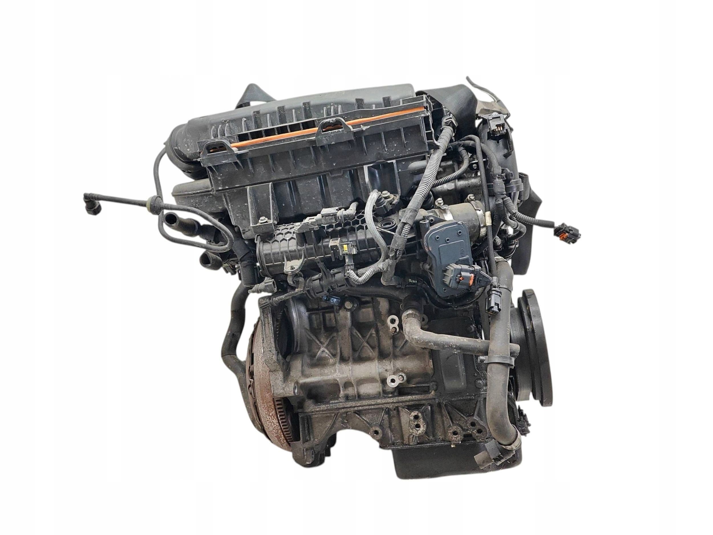 Motor Completo Citroen DS3 1.2THP HN01 85,000 Millas Quemado usado 4