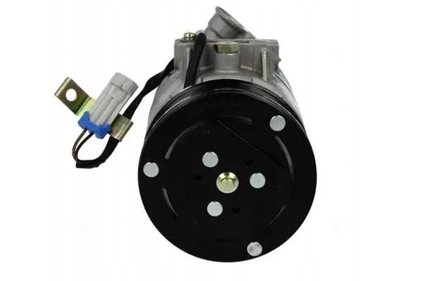 Compresor de aire acondicionado Nissens 89215 usado 4