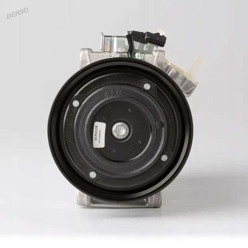 Compresor de aire acondicionado Denso DCP23035 usado 4
