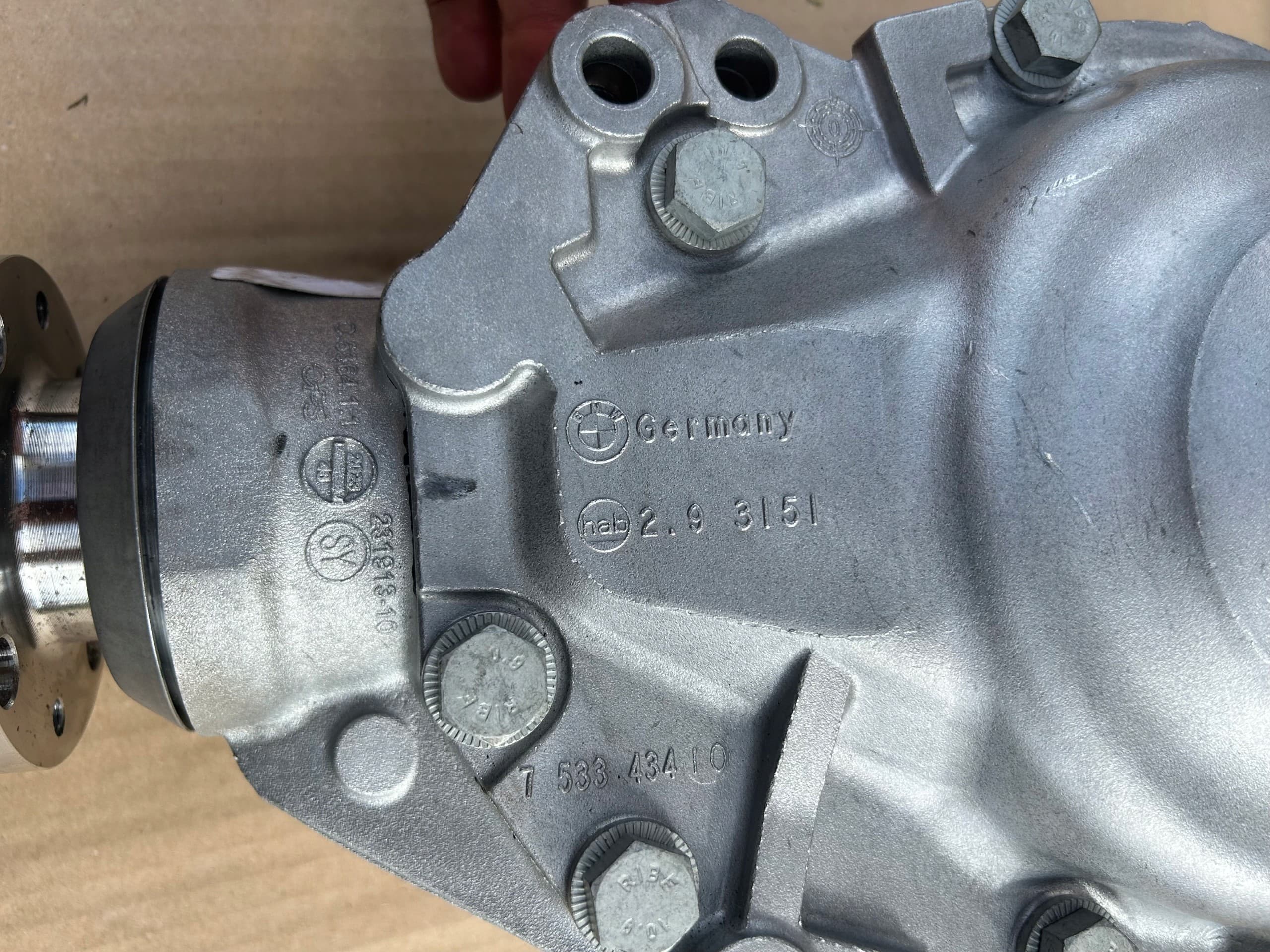 Puente Diferencial Delantero BMW E60 E90 E91 usado 5