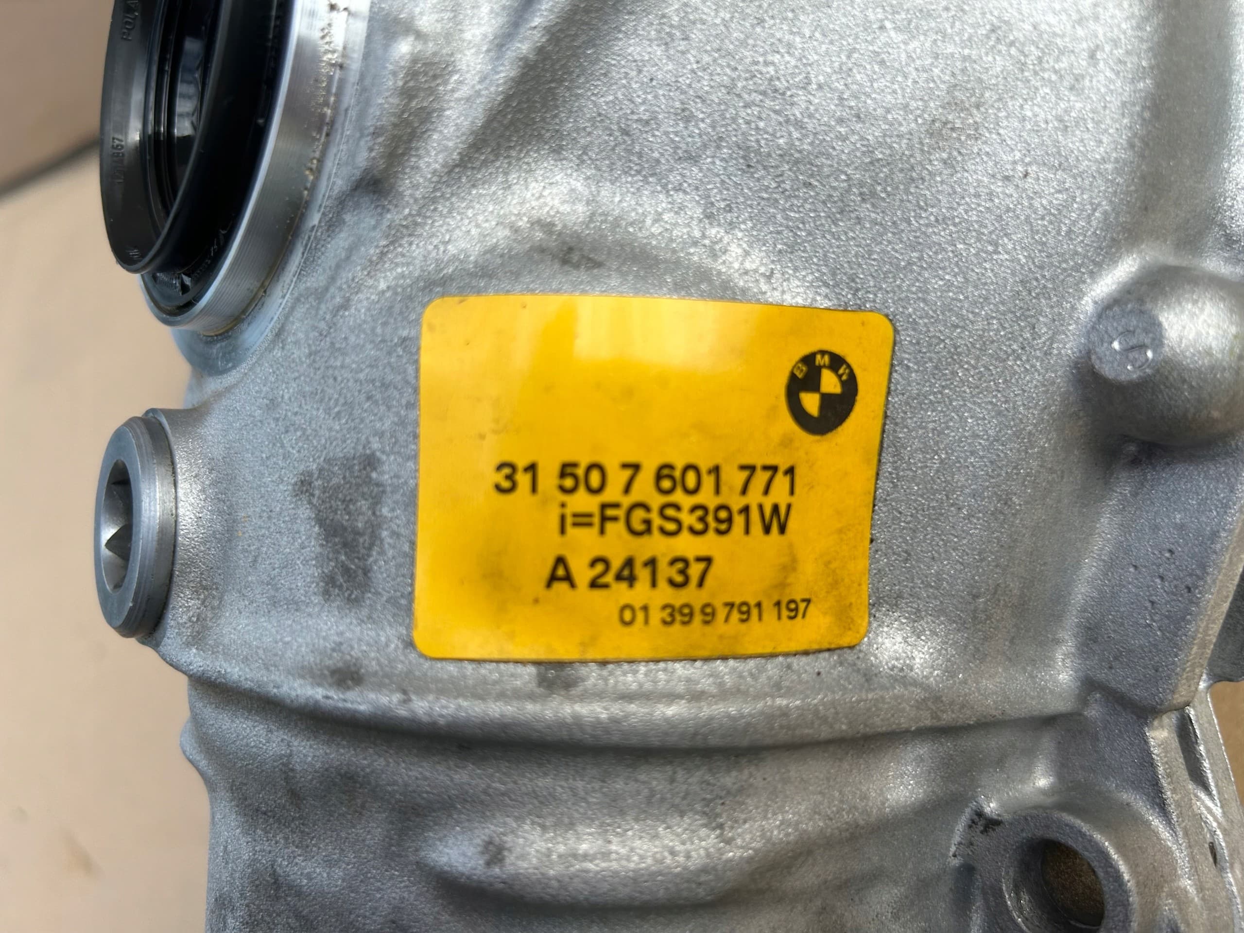 Puente Diferencial Delantero BMW E60 E90 E91 usado 10