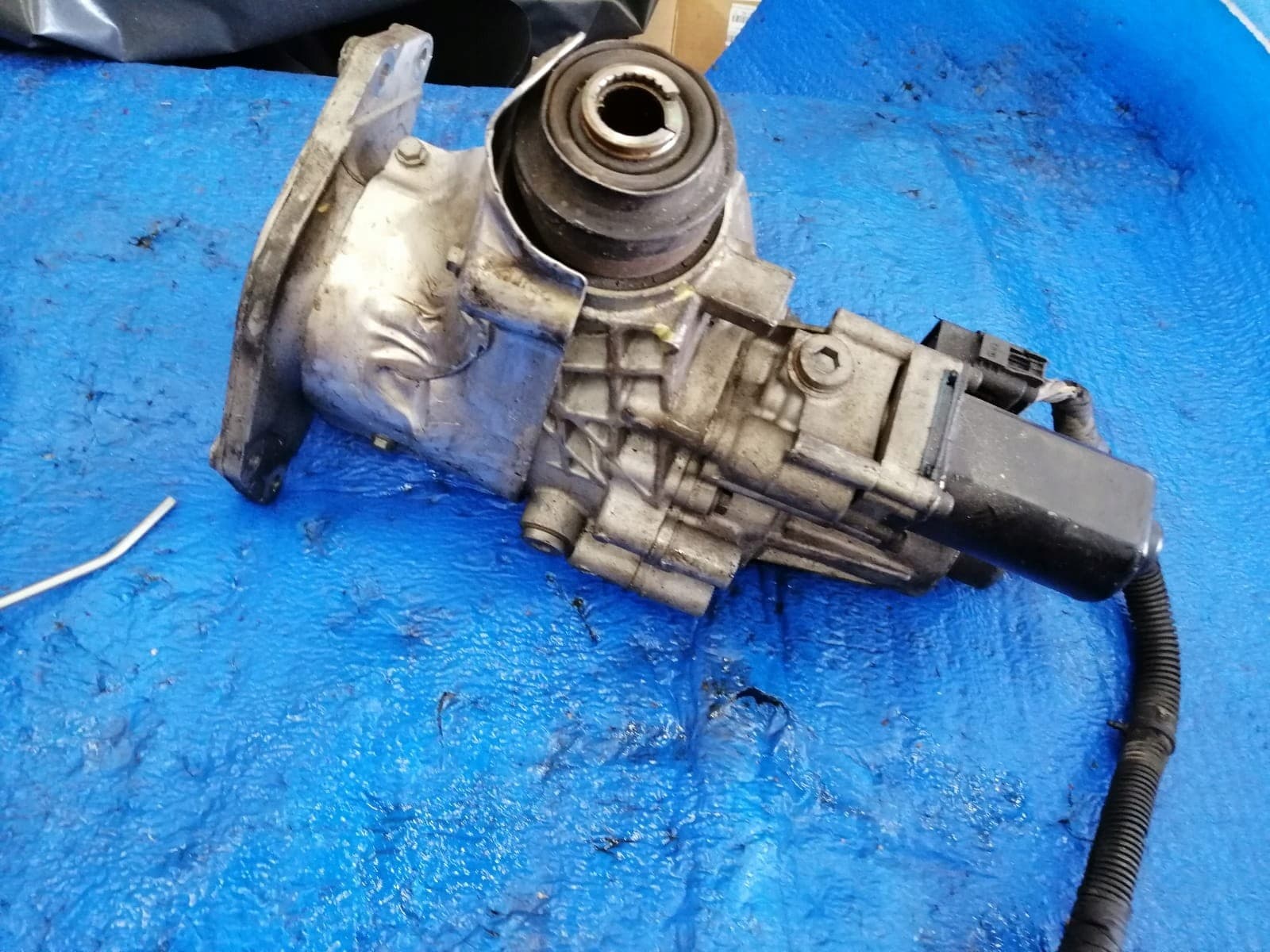 Reductor de Diferencial Volvo XC60 II 2.0D 65824 10303515 usado 2