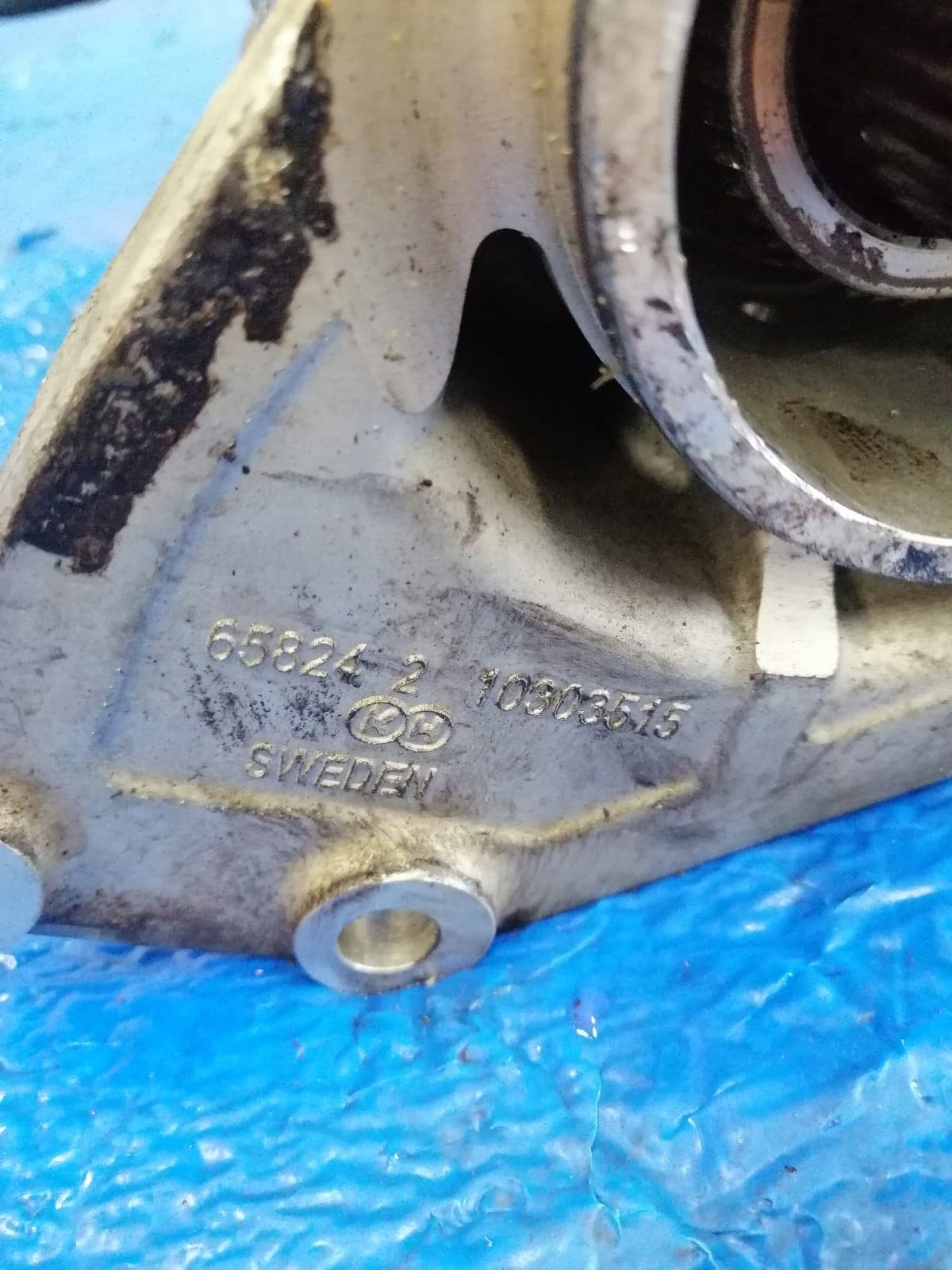 Reductor de Diferencial Volvo XC60 II 2.0D 65824 10303515 usado 4