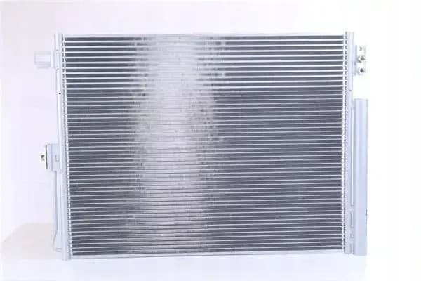 Condensador de aire acondicionado Nissens 940411 usado