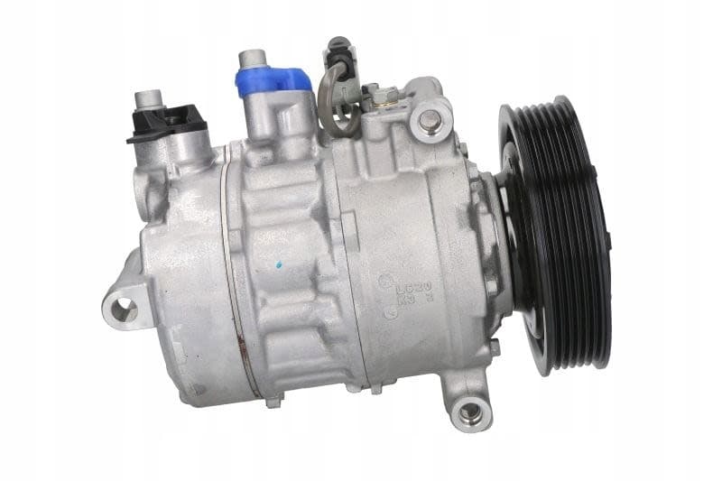 Compresor de Aire Acondicionado Denso DCP02105 usado 11