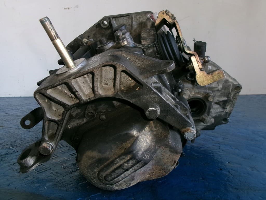 Caja de Cambios Manual Fiat Punto 2 II 1.2 16V 46524935 usado 4