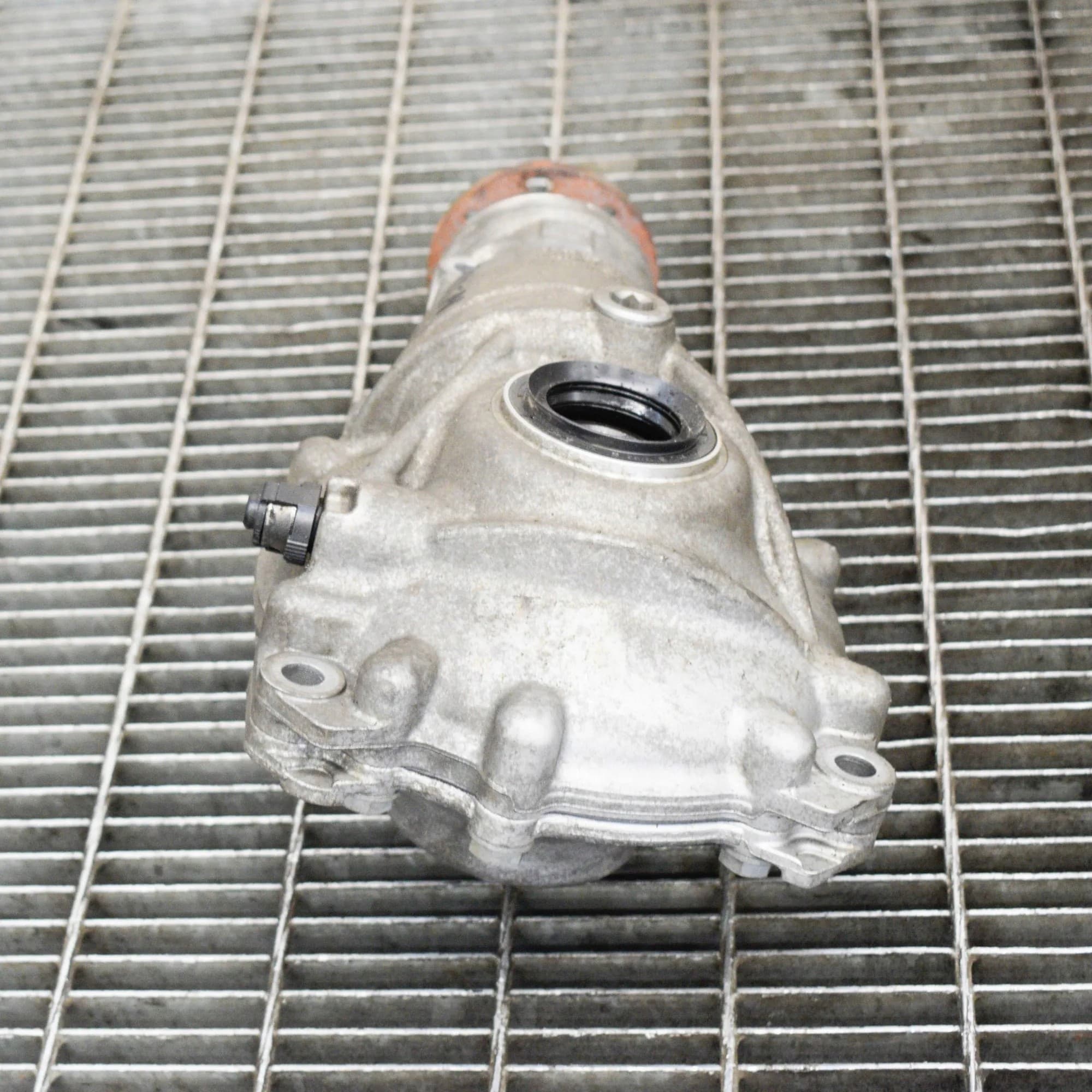 Reductor delantero BMW Serie 3 (F30, F80) 3.0L 230 kW 2014 usado 2