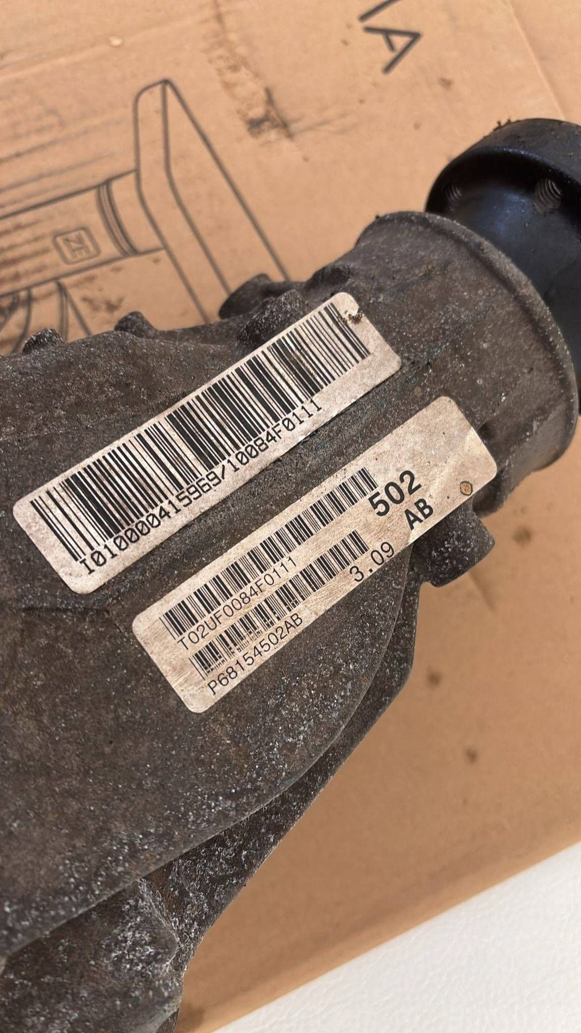 Diferencial Delantero Jeep Grand Cherokee P68154502AB usado 4