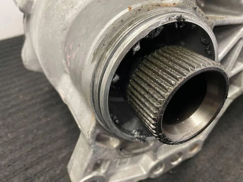 Reductor delantero Kia Soul Iii (SK3) 3D310 1.6L 2021 usado 4