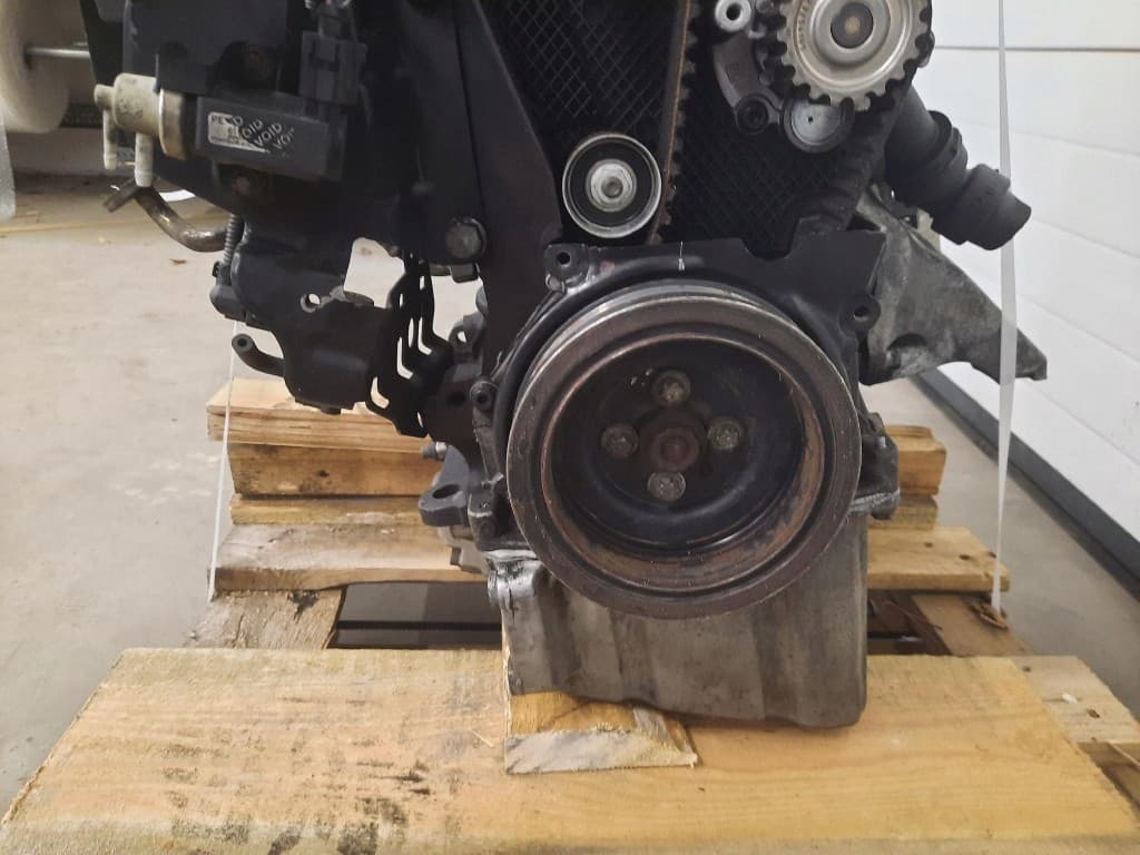 Motor Diesel Audi A4 B7 04-08 2.0TDI 136HP Wagon Bna usado 9