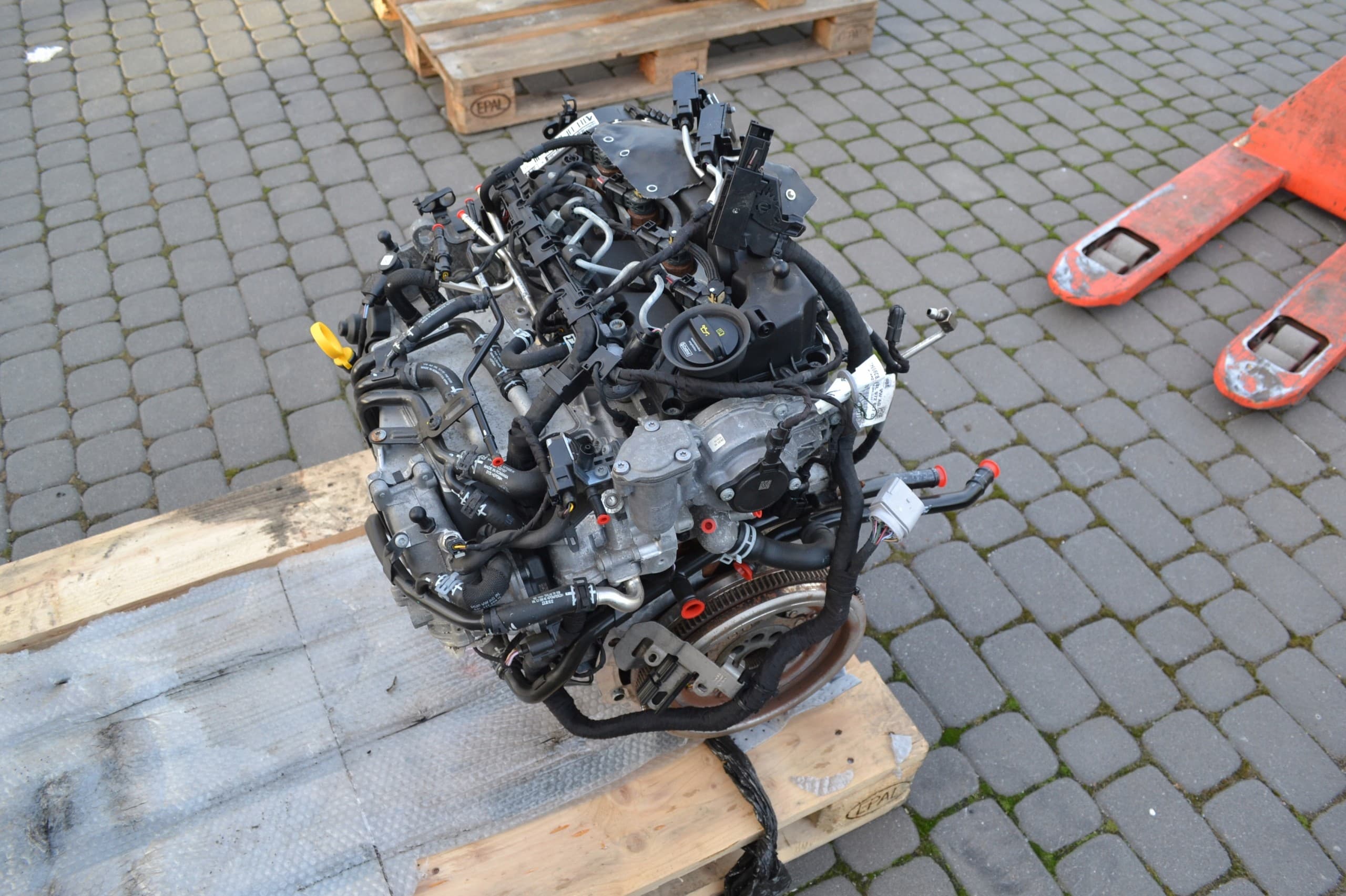 Motor Completo Skoda Superb VW Passat 2.0 TDI Dda 134,000 km usado 2
