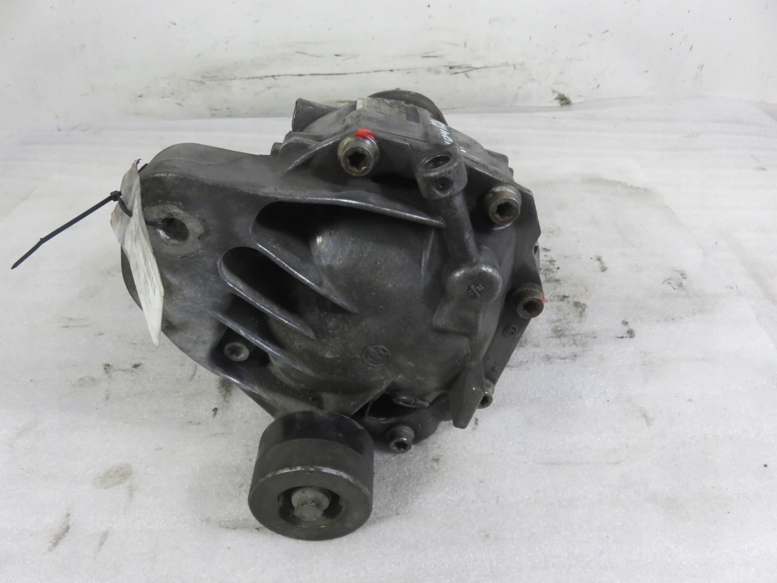 Diferencial trasero BMW F11 520d 7584448 3.08 usado 4