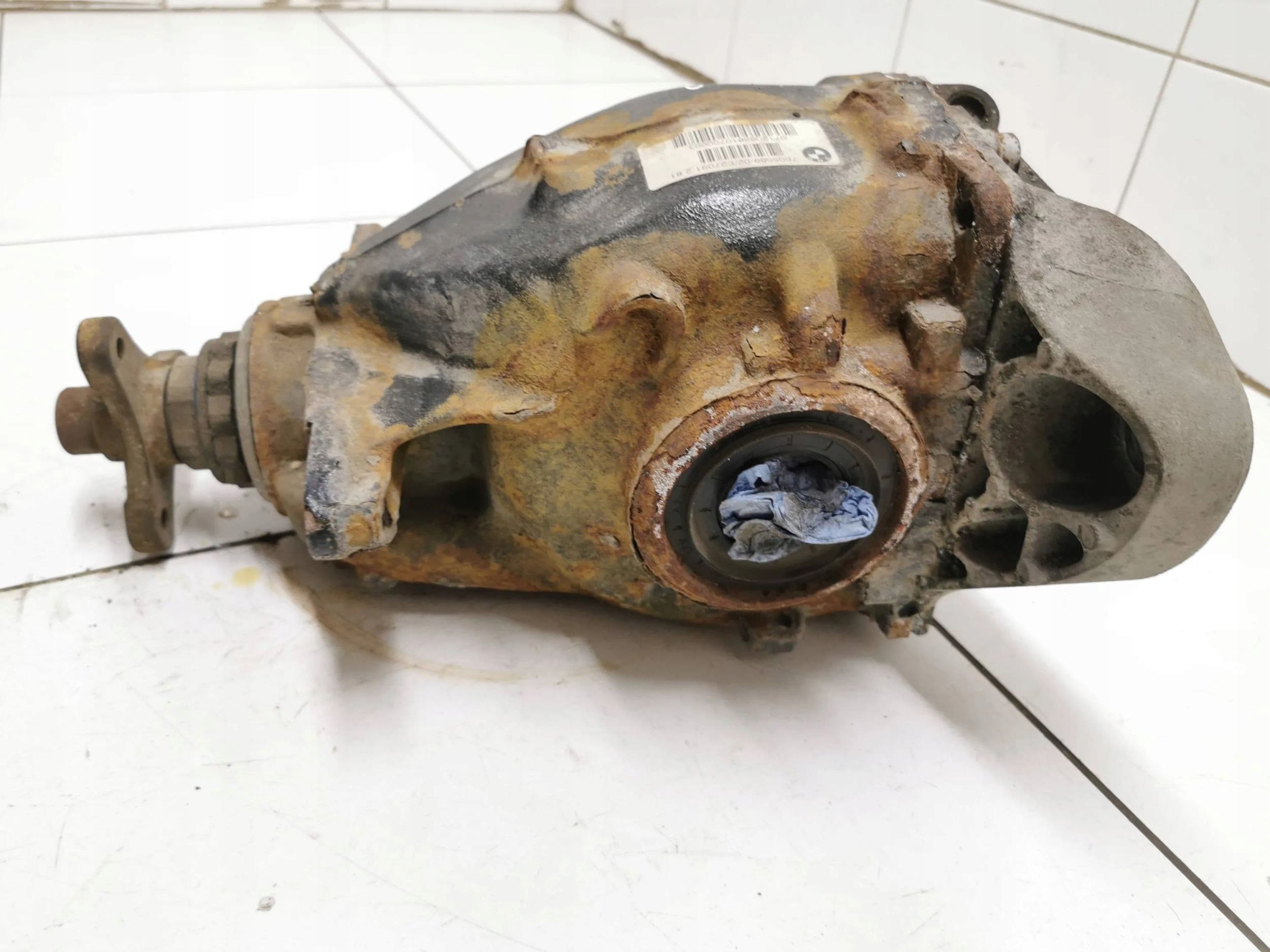 Diferencial trasero BMW Serie 3 F30 F35 F31 2012 7605589 usado 4