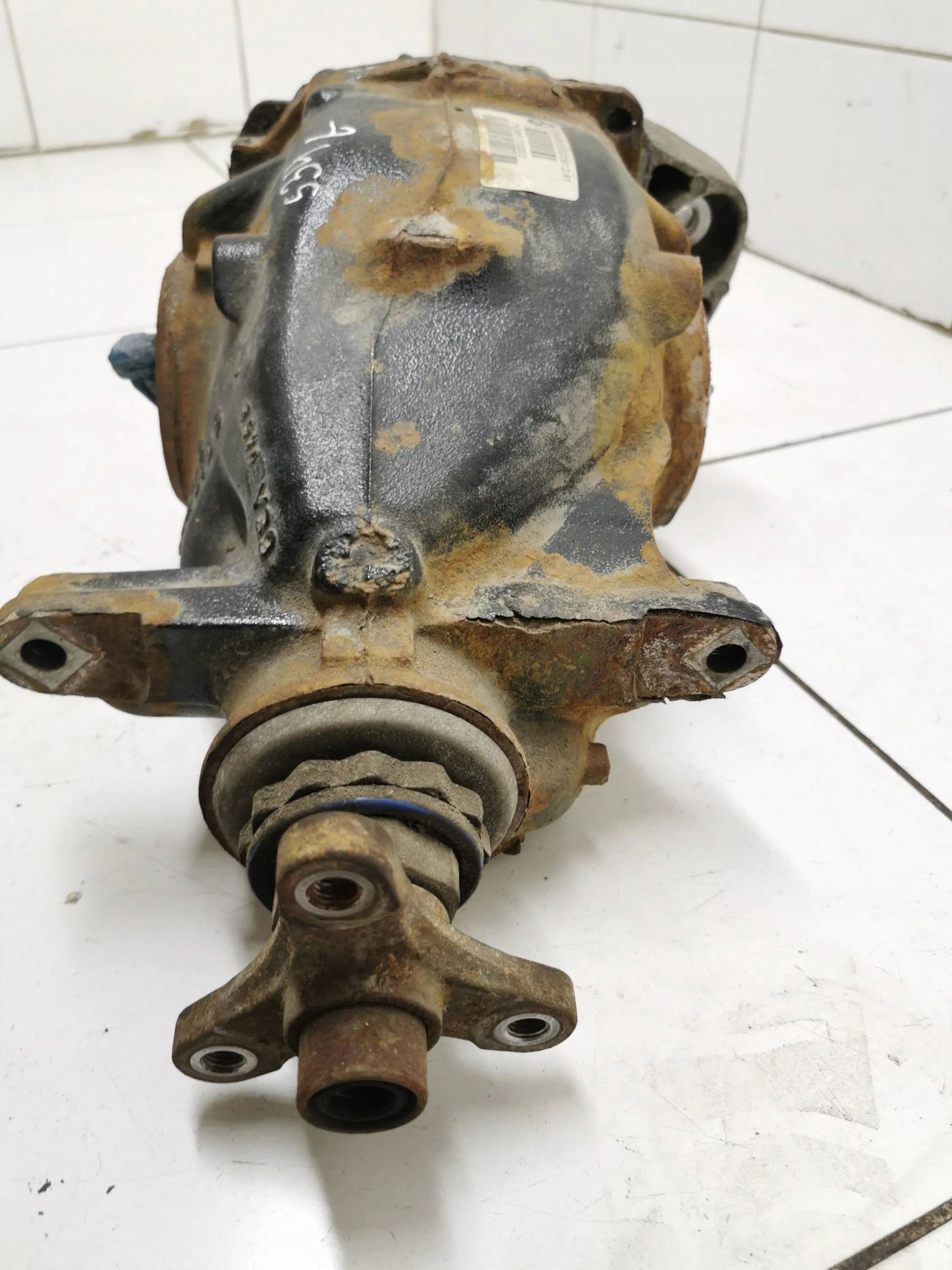 Diferencial trasero BMW Serie 3 F30 F35 F31 2012 7605589 usado 5