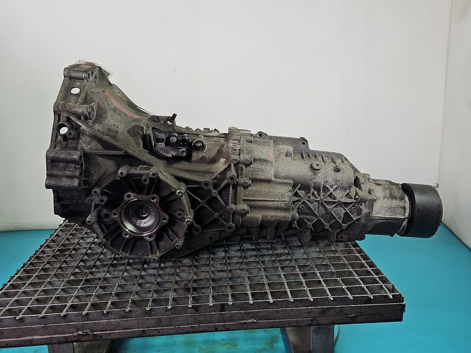 Caja de Cambios Manual Gyh Audi A4 B7 2.0 TDI Quattro usado 3