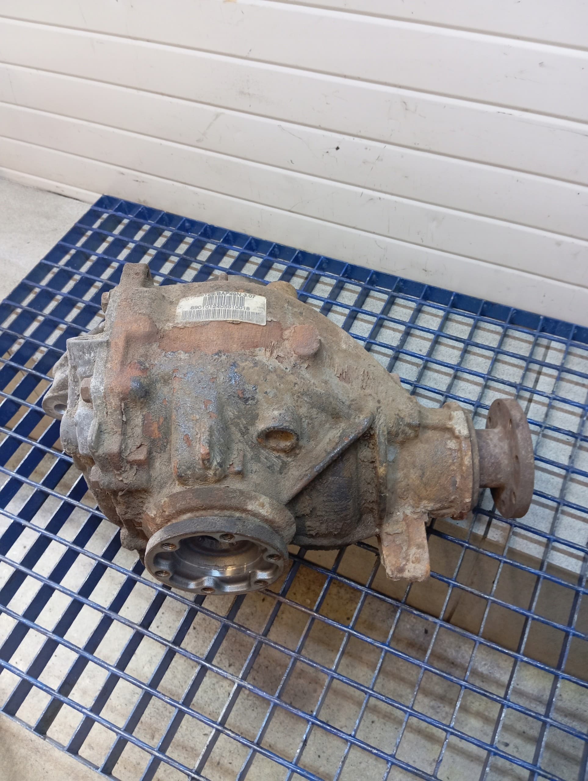 Diferencial Puente Trasero BMW E46 2.0 D 1432356 3.07 usado 3
