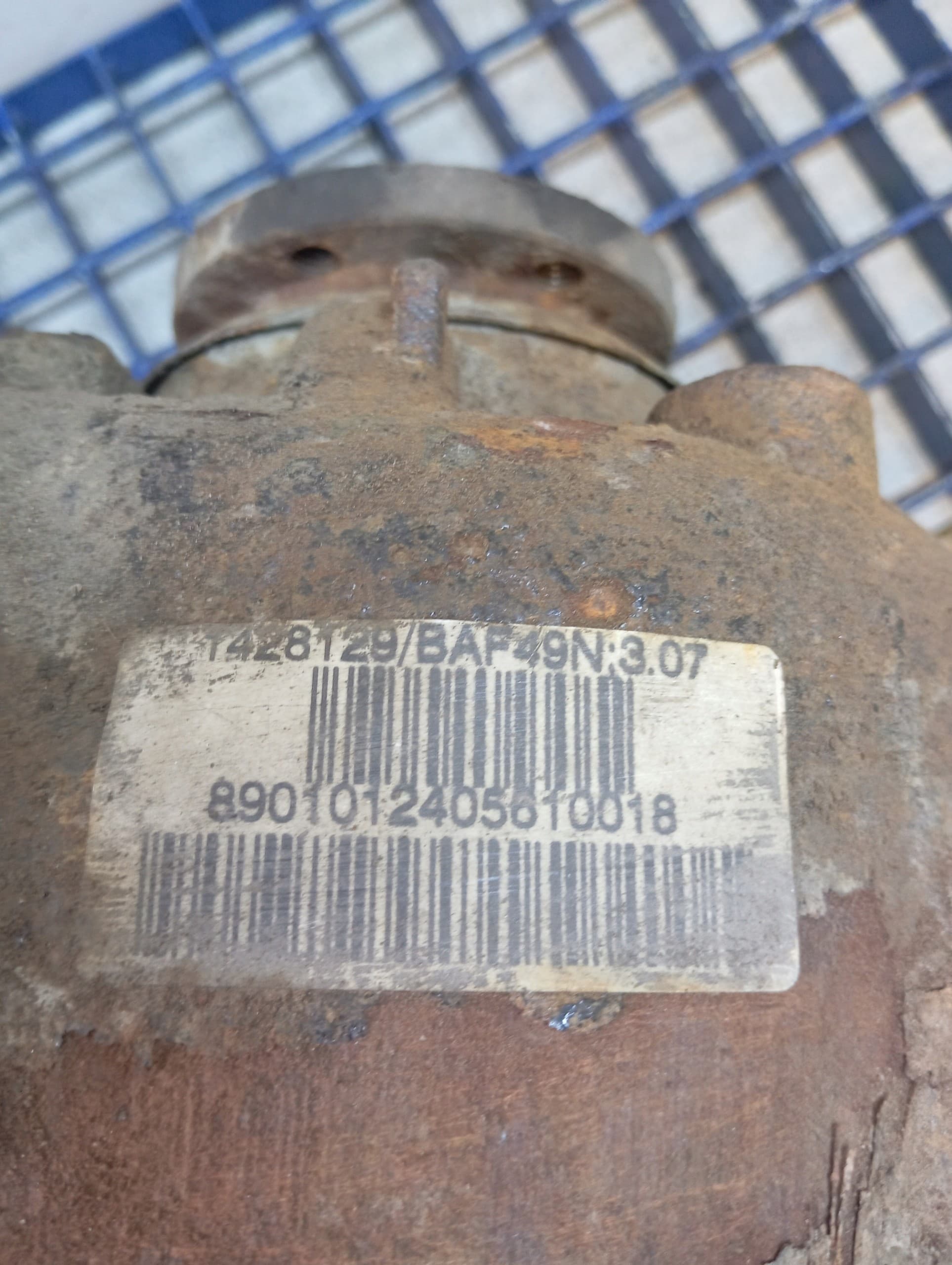 Diferencial Puente Trasero BMW E46 2.0 D 1432356 3.07 usado 7
