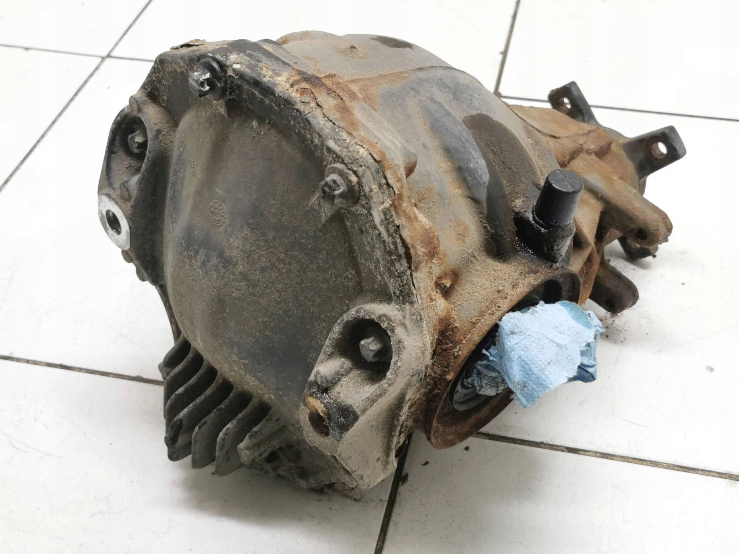 Diferencial trasero Mercedes-Benz E W211 2005 A2303511808 usado