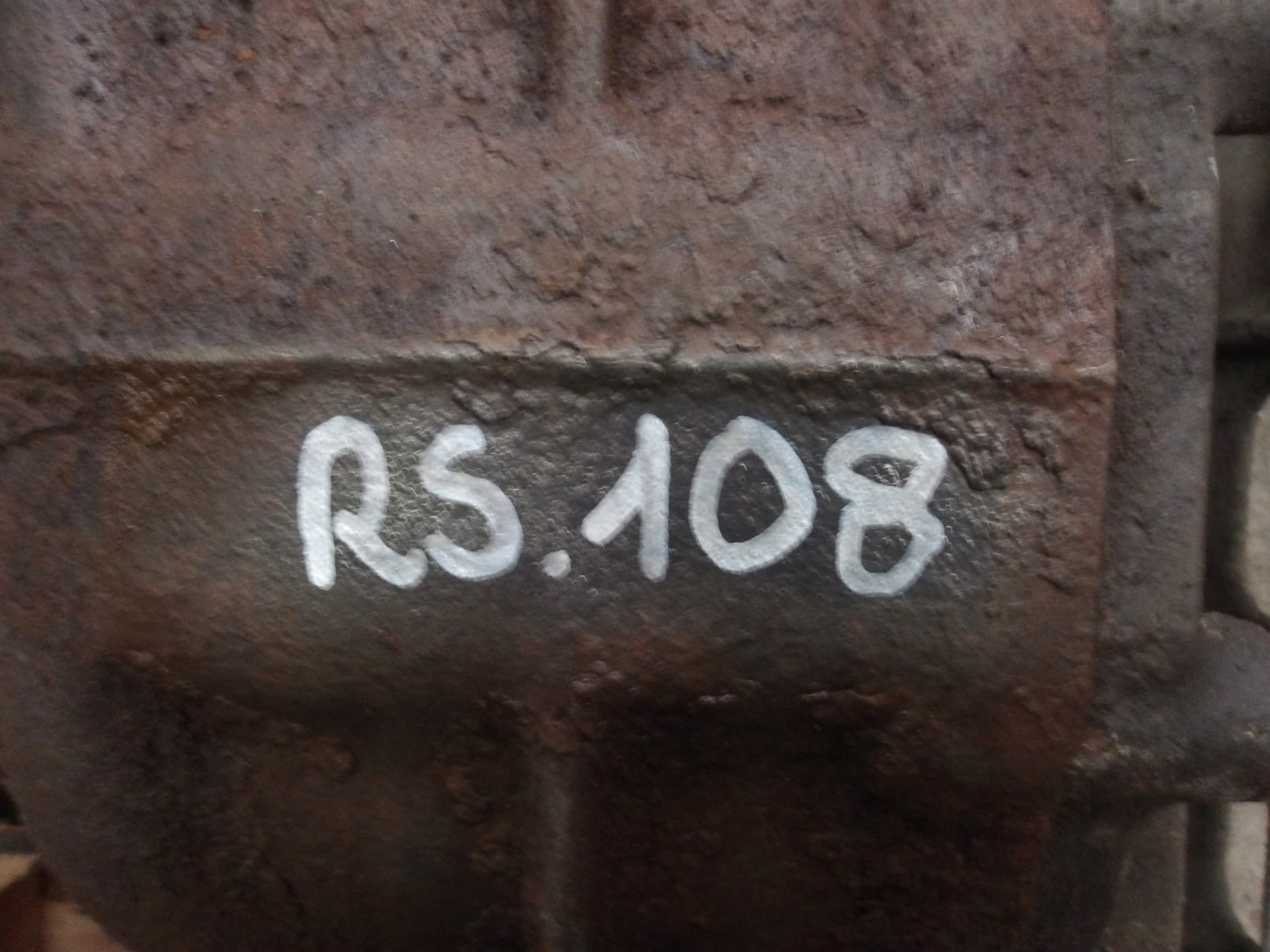 Recambio Mercedes Vito A6393510208 usado 9