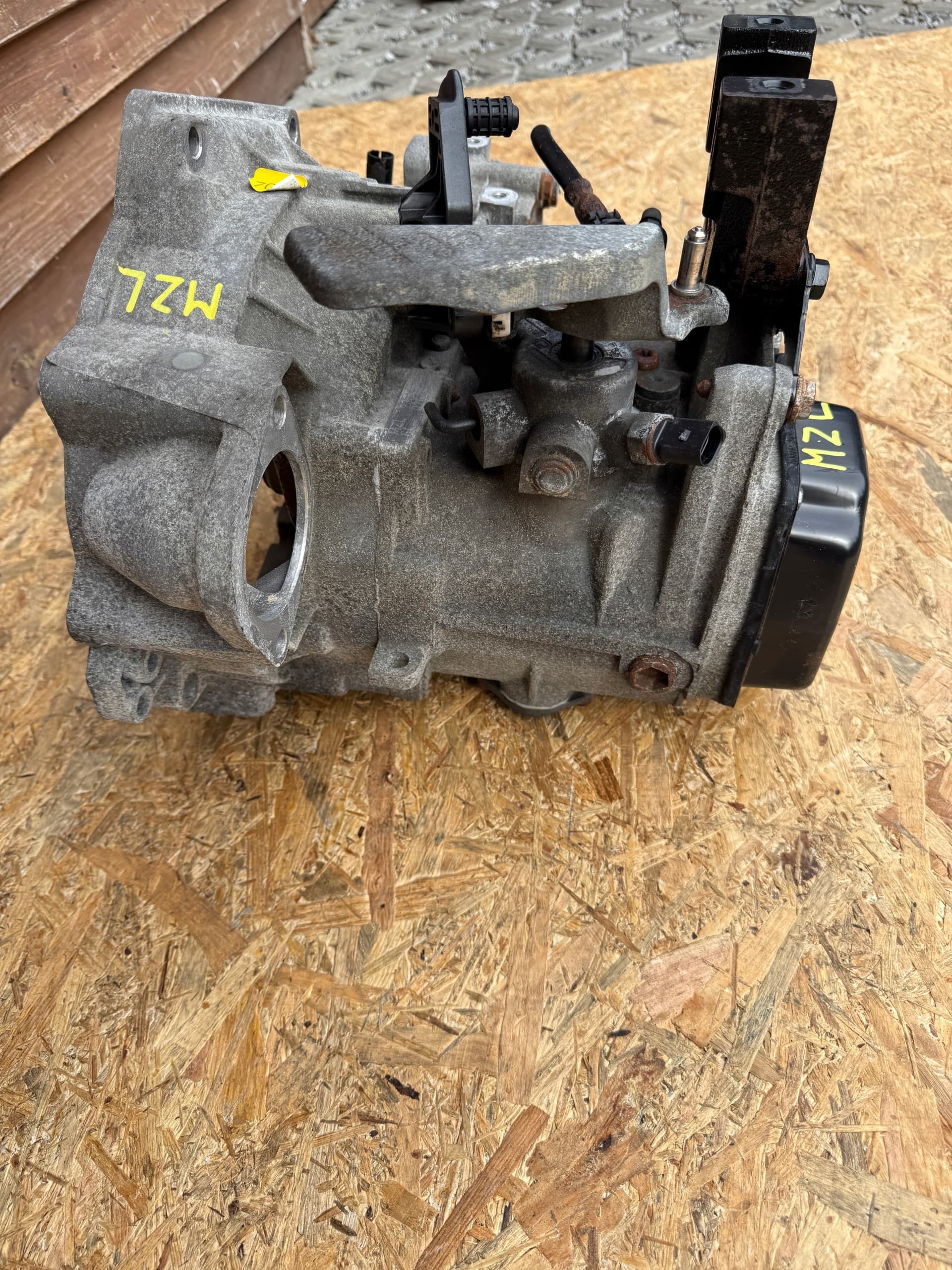 Caja de Cambios Mzl 1.6 TDI 5 Velocidades usado 3
