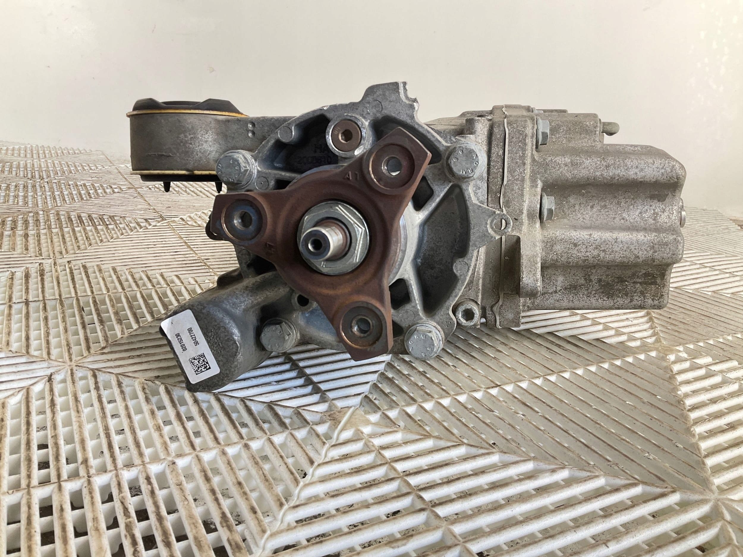 Diferencial trasero Audi Q2 2020 5WA907554P usado 5