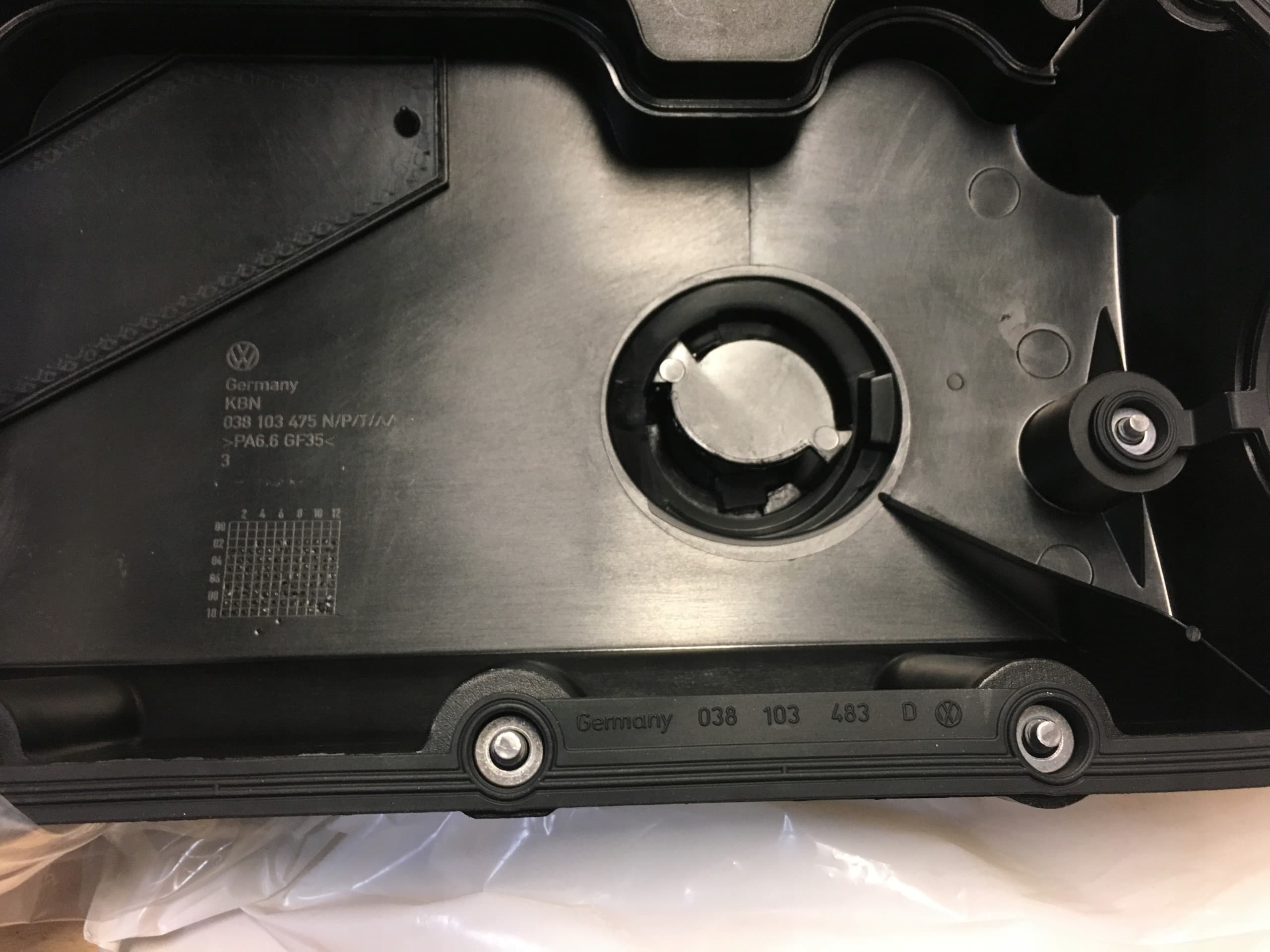 Tapa de Válvulas Volkswagen OE Diesel 1.9 TDI 038103469AD nuevo 2