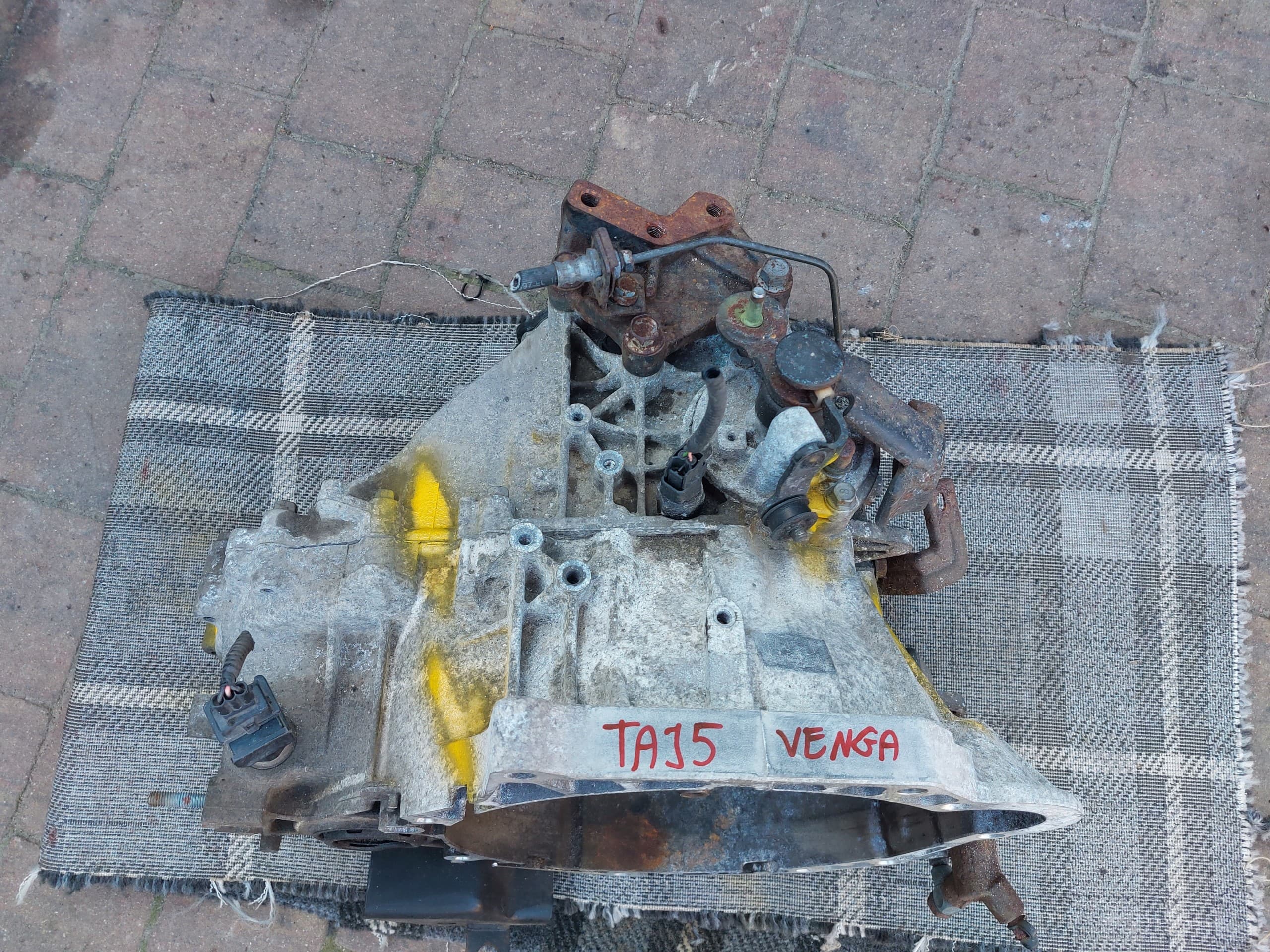 Caja de Cambios Kia Venga 1.4 B TAJ5F usado 2
