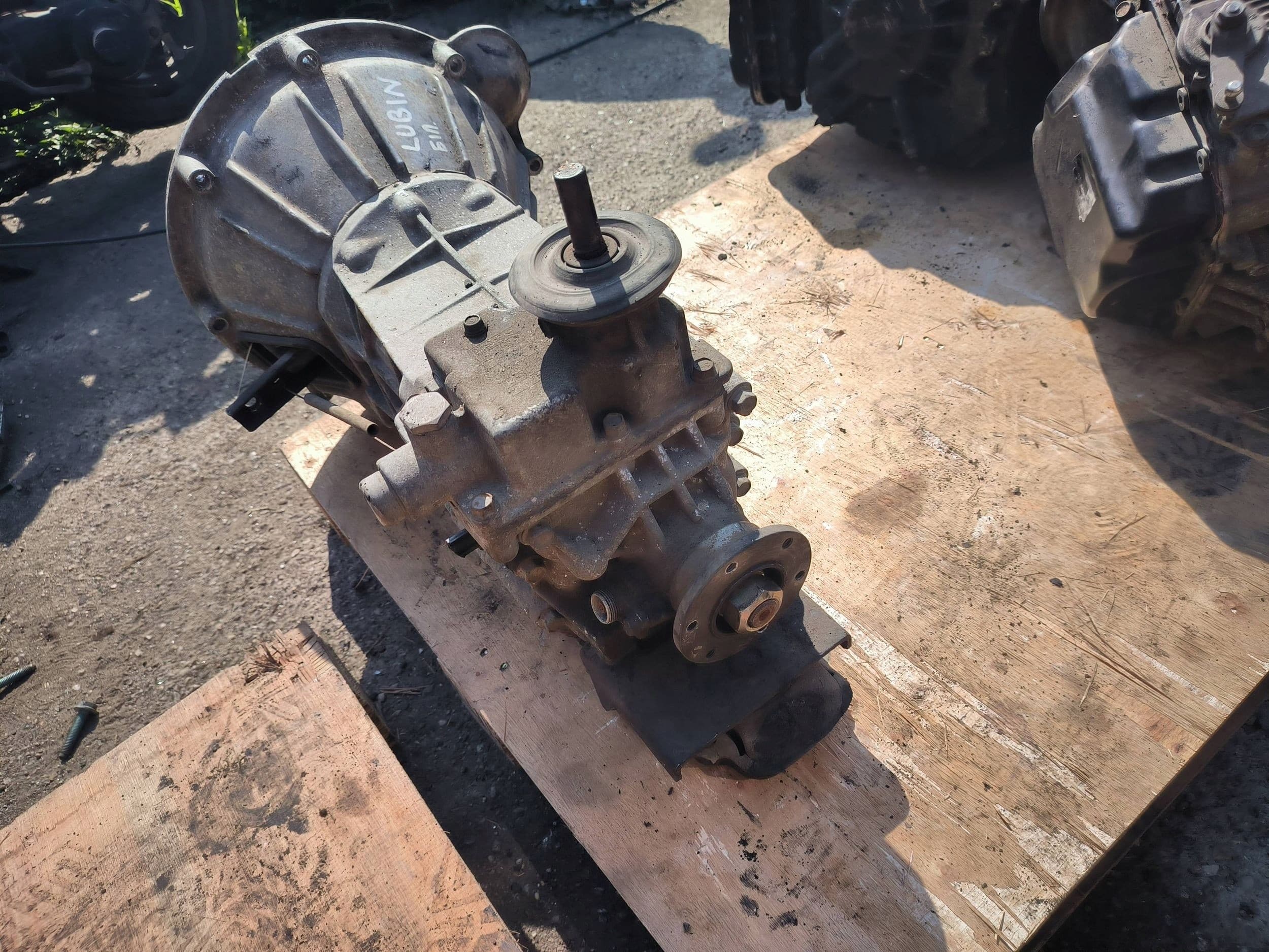 Transmisión Lublin Iii 2.5TD 75HP PD9703000 usado 2