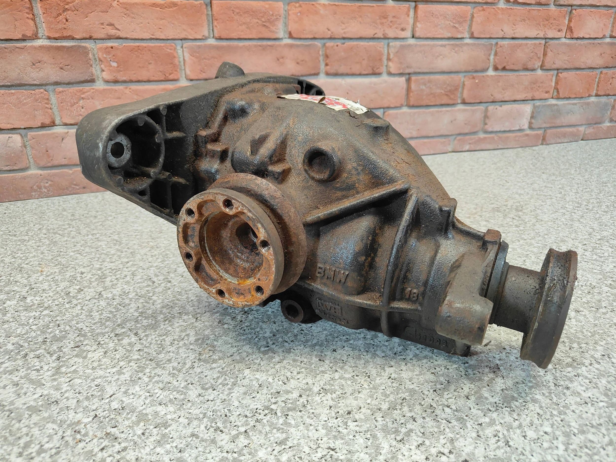 Puente diferencial trasero BMW E39 3.07 1428464 usado 2