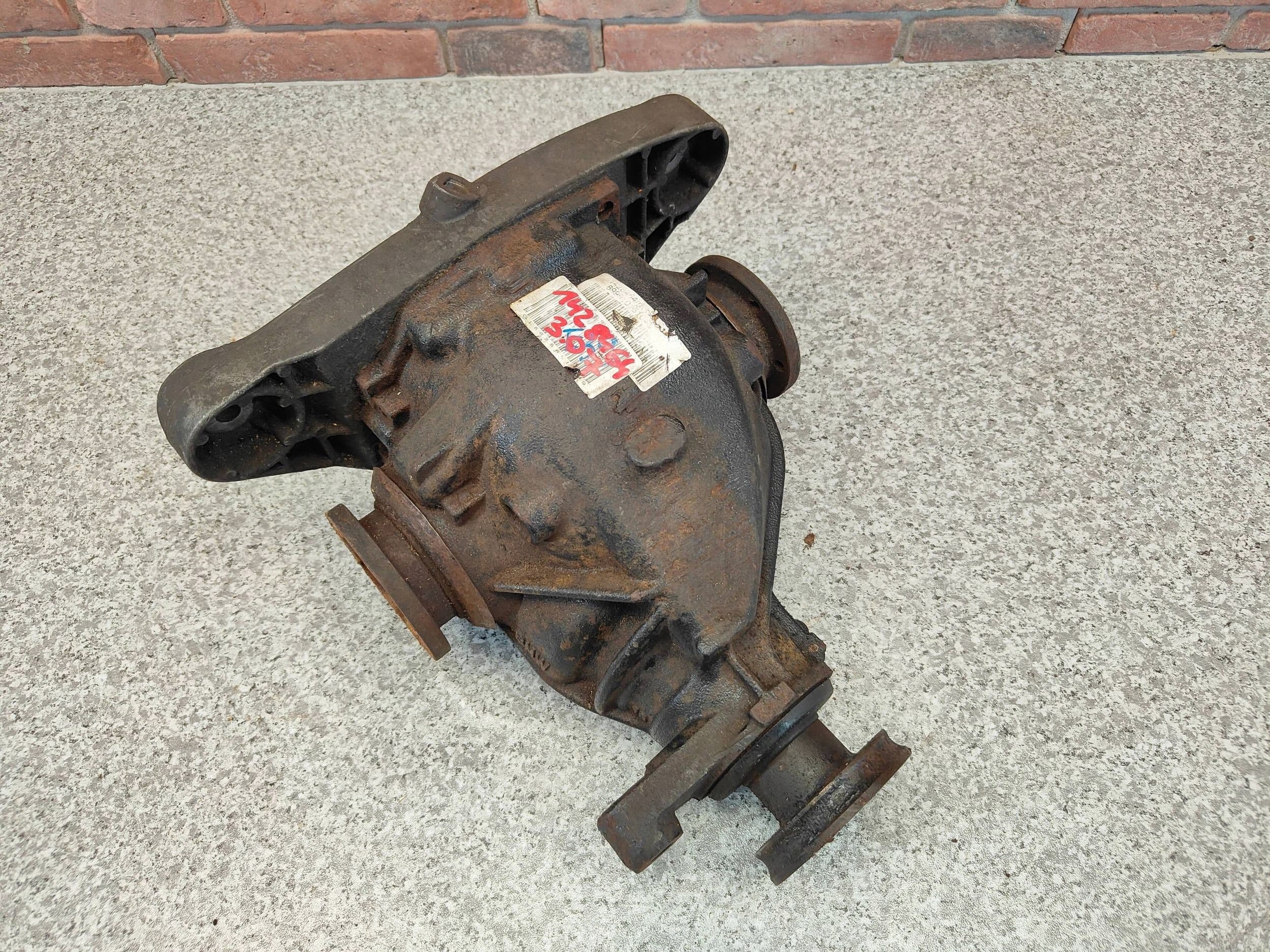 Puente diferencial trasero BMW E39 3.07 1428464 usado 4