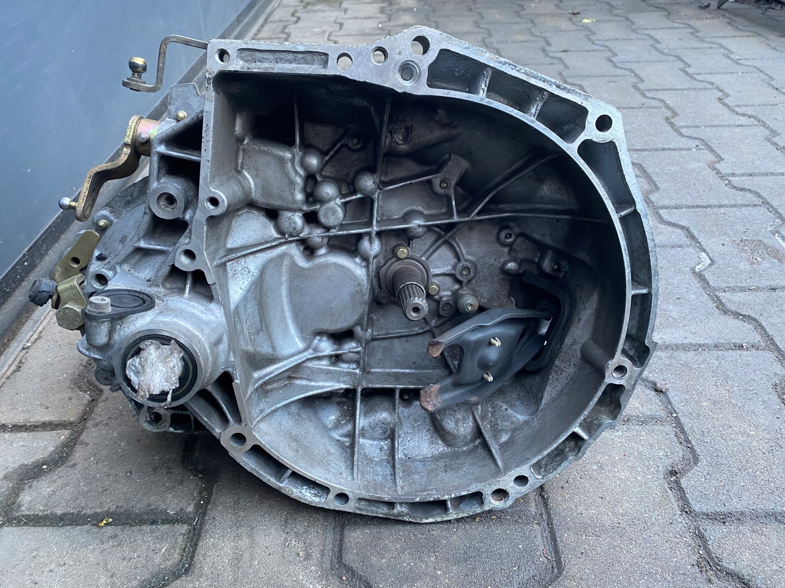 Caja de Cambios Peugeot 206 1.4 HDI 20CP97 usado 2