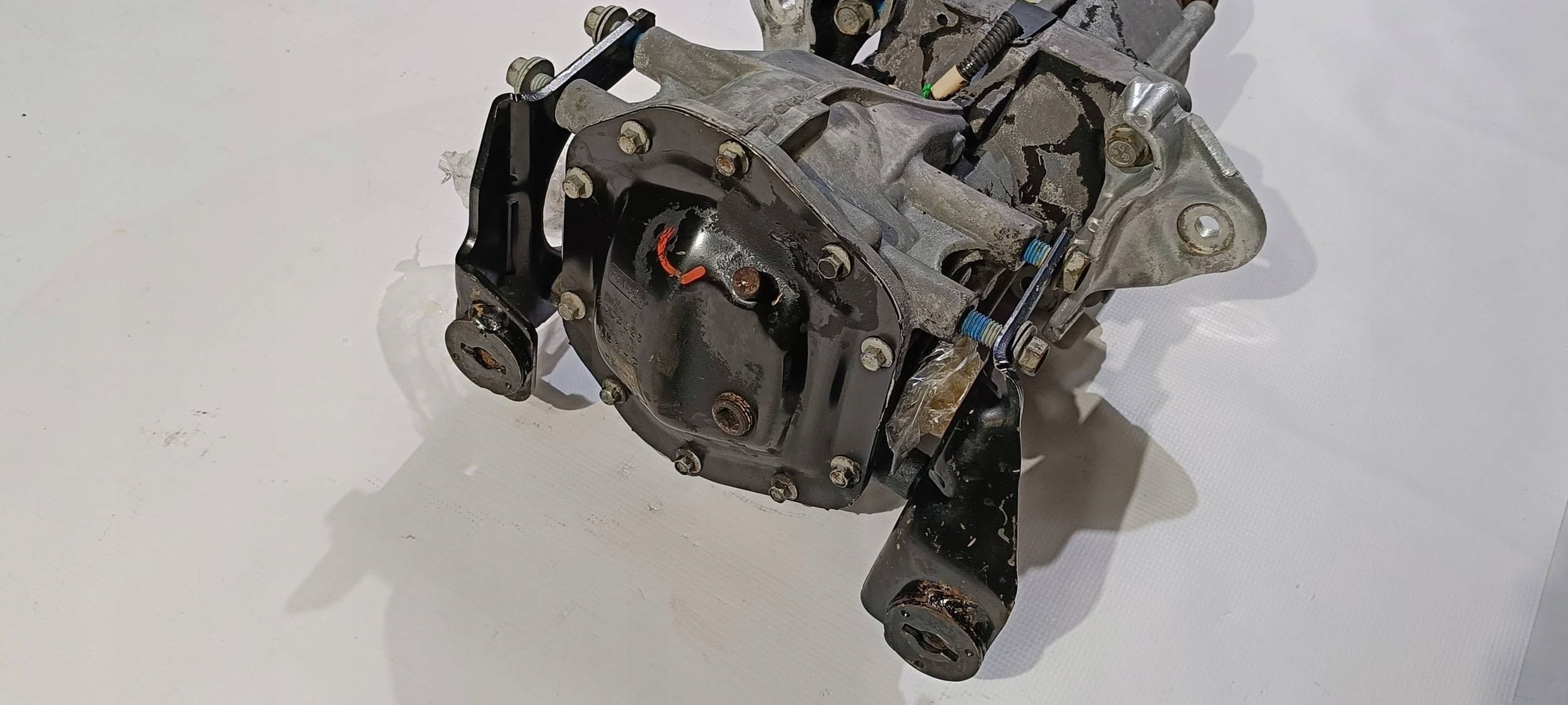 Puente trasero diferencial Ford Explorer 2011- usado 3